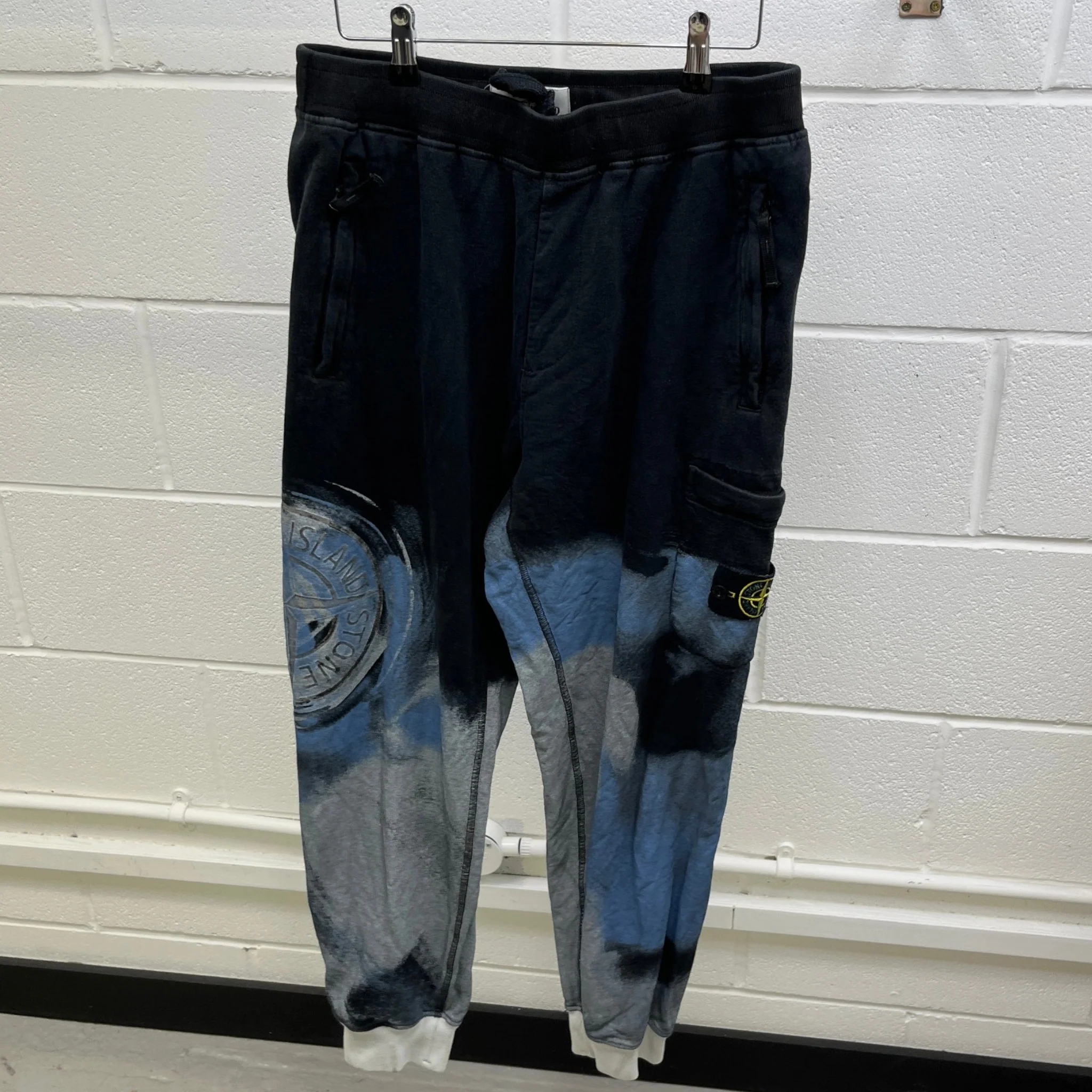 Men's Applique Logo Joggers Black Size M - Image 8