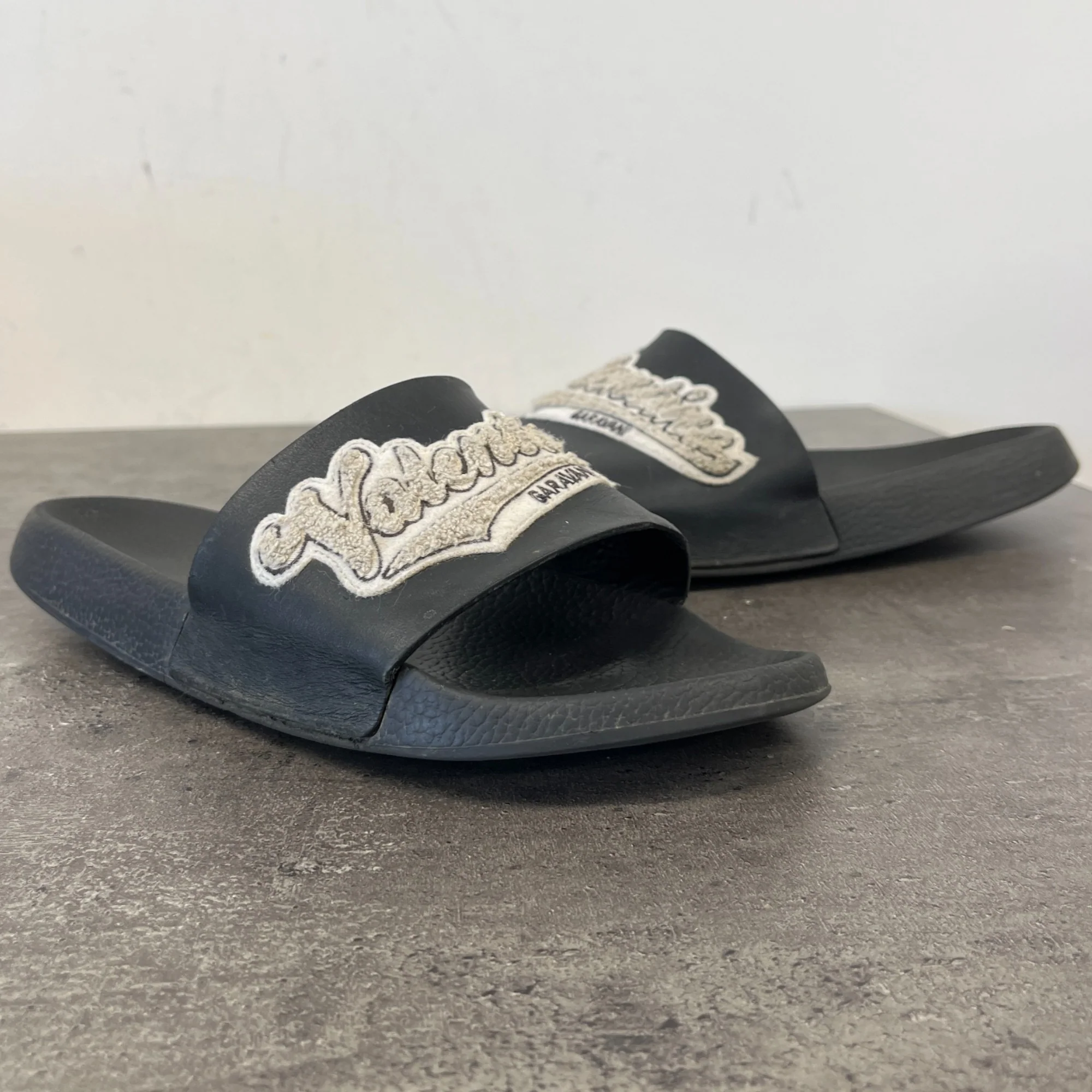 Men's Applique Logo Slides Black Size EU 44 / UK 10 - Image 11