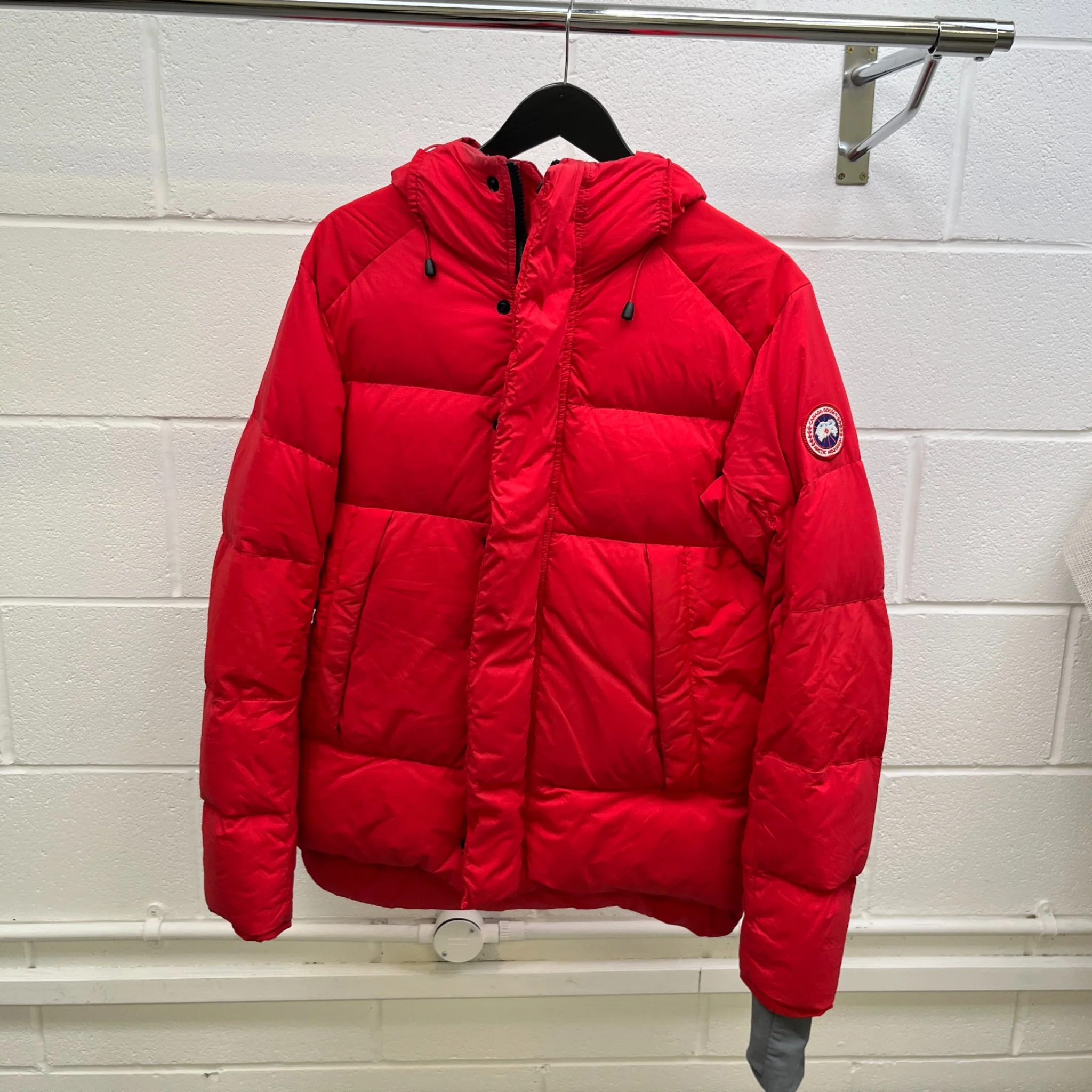 Men's Armstrong Down Jacket Red Size M - Image 8
