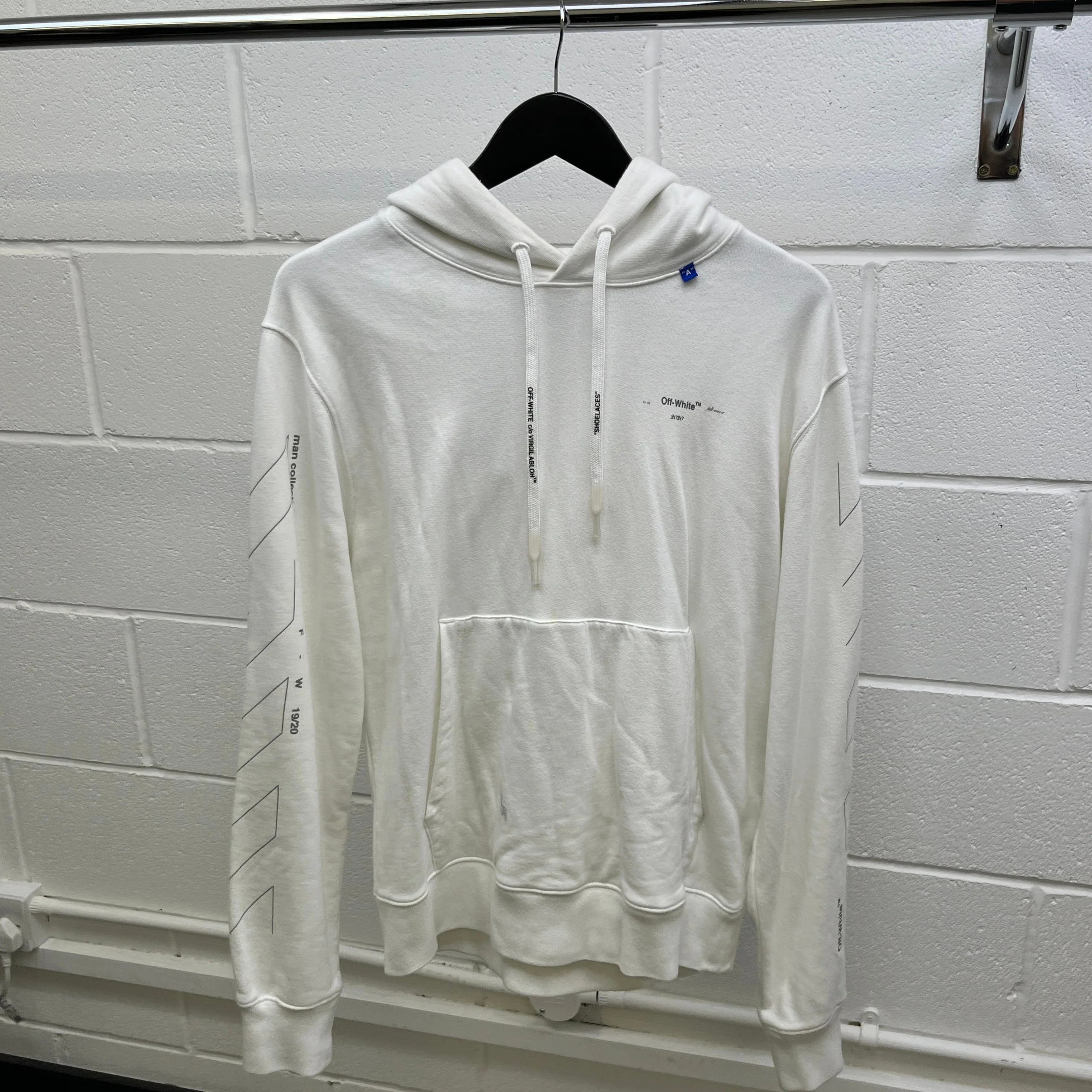 Men's Arrow Logo Print Hoodie White Size M - Image 8