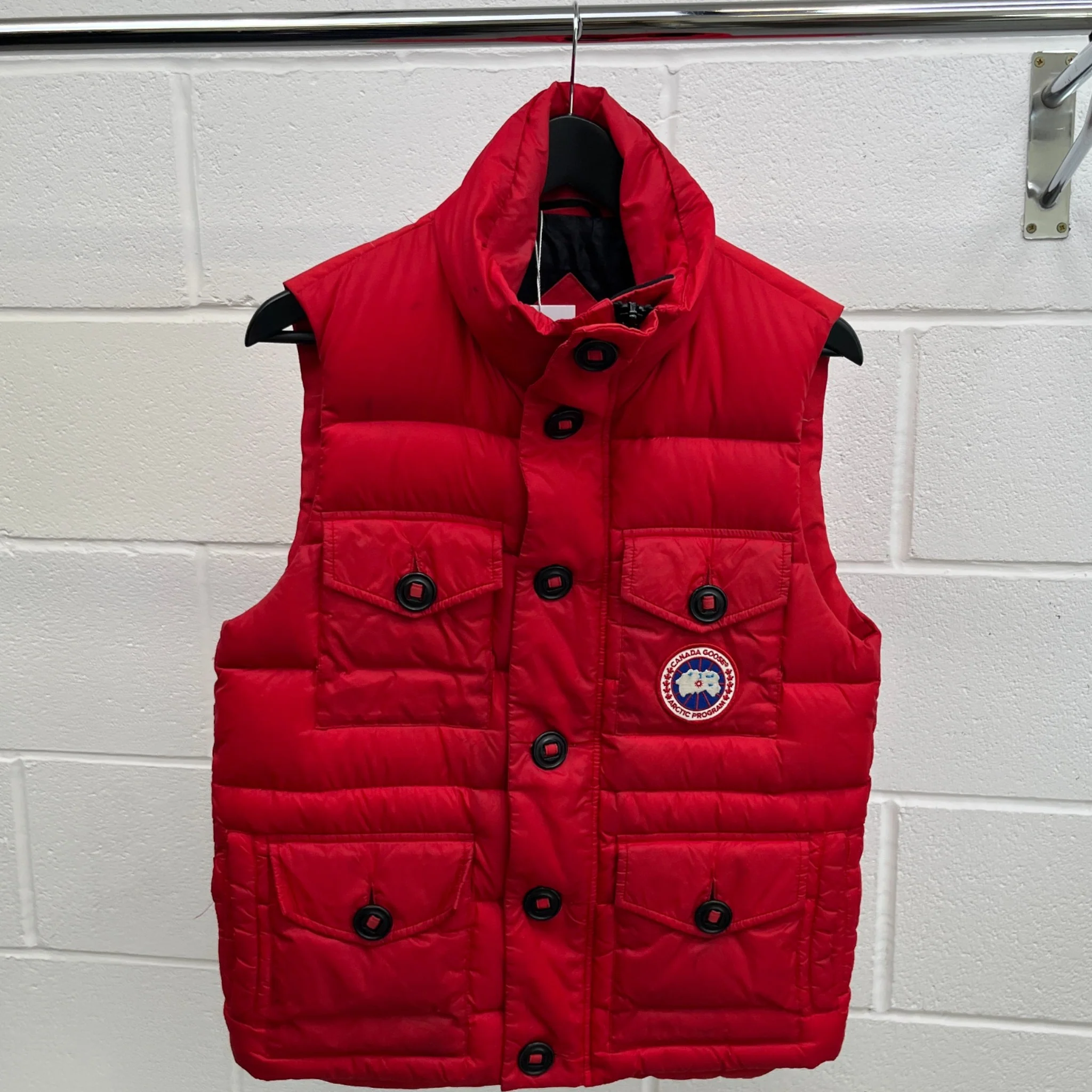 Men's Benedict Gilet Red Size S - Image 9