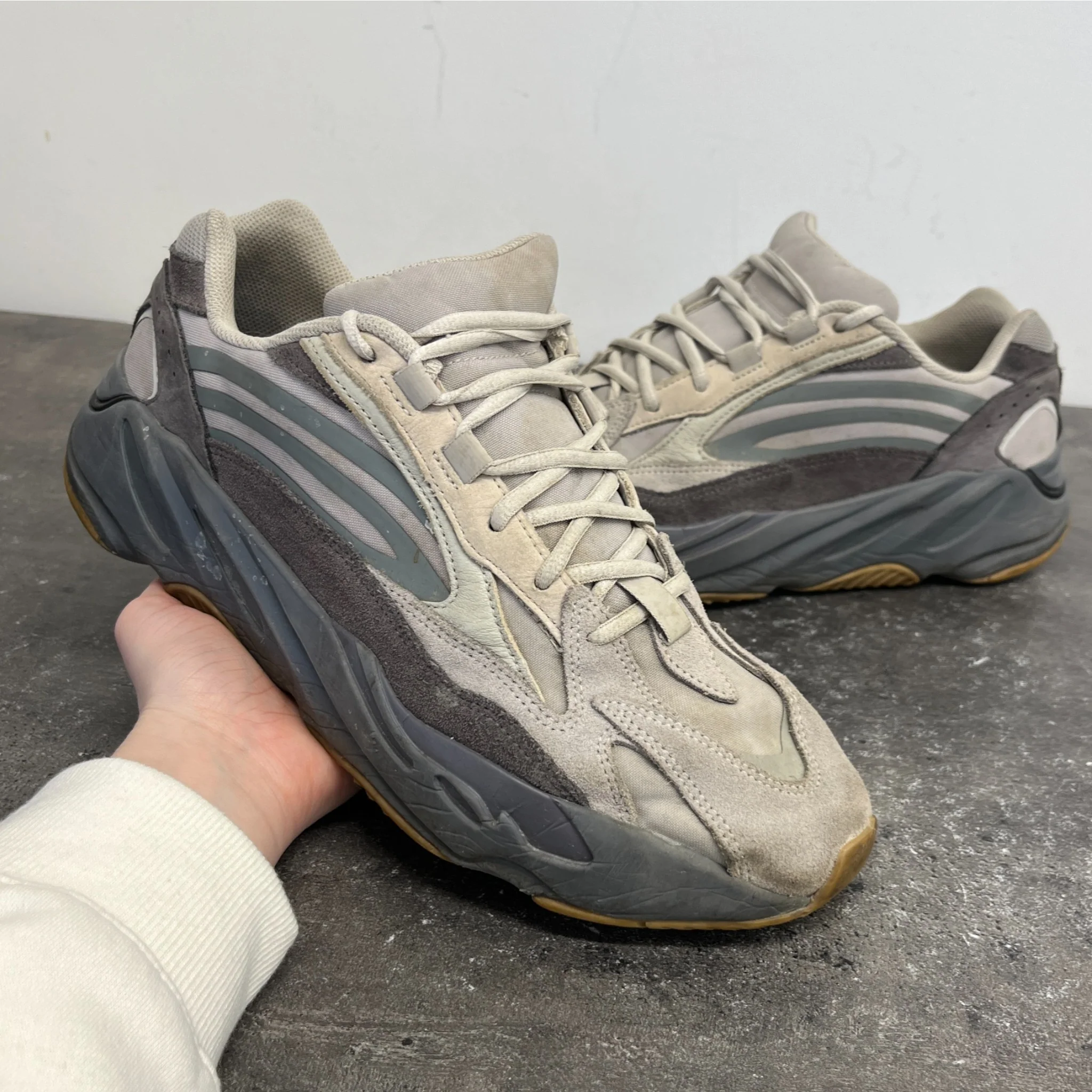 Men's Boost 700 Low Trainers Grey Size EU 45.5 / UK 11.5 - Image 12