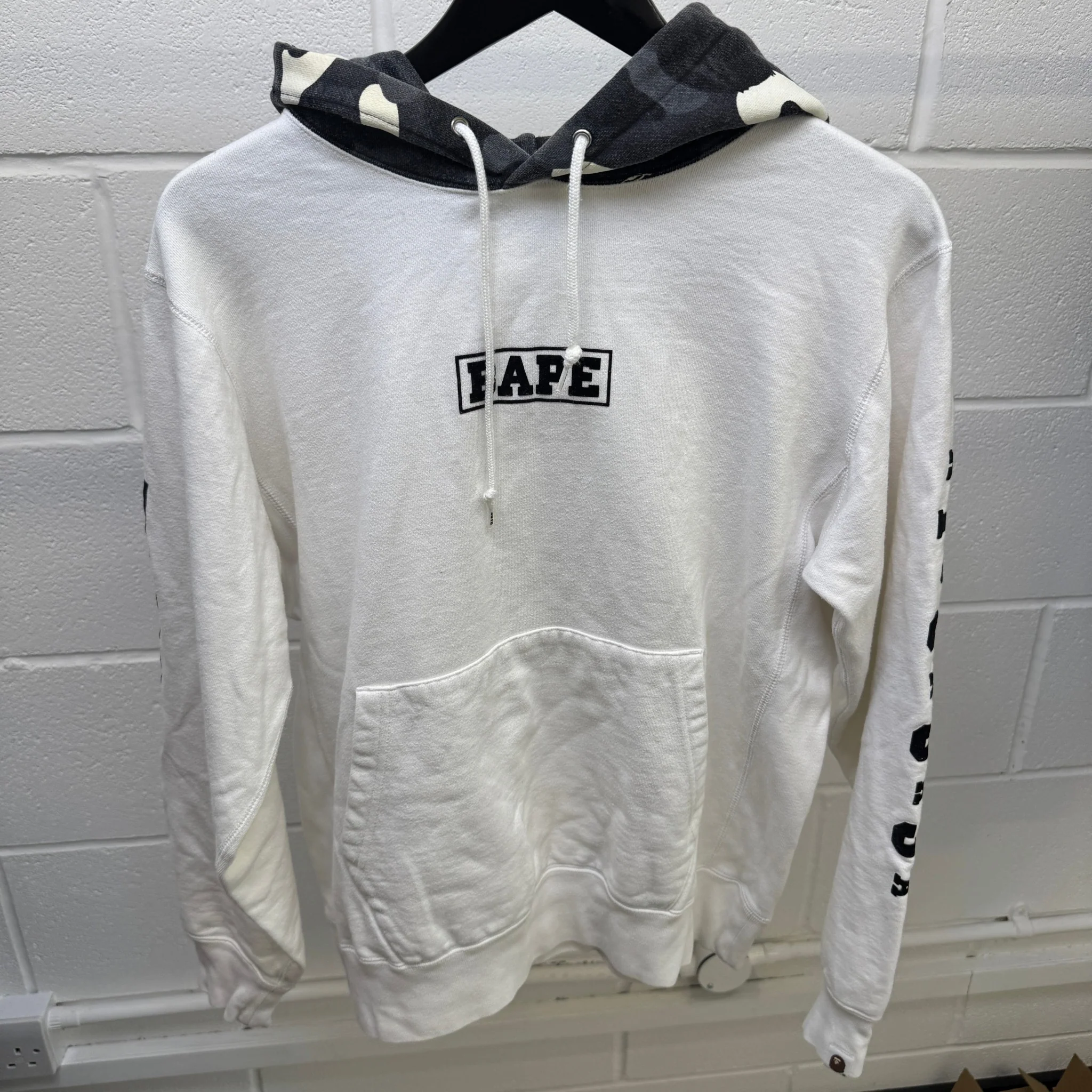 Men's Camo Print Hoodie White Size XL - Image 9