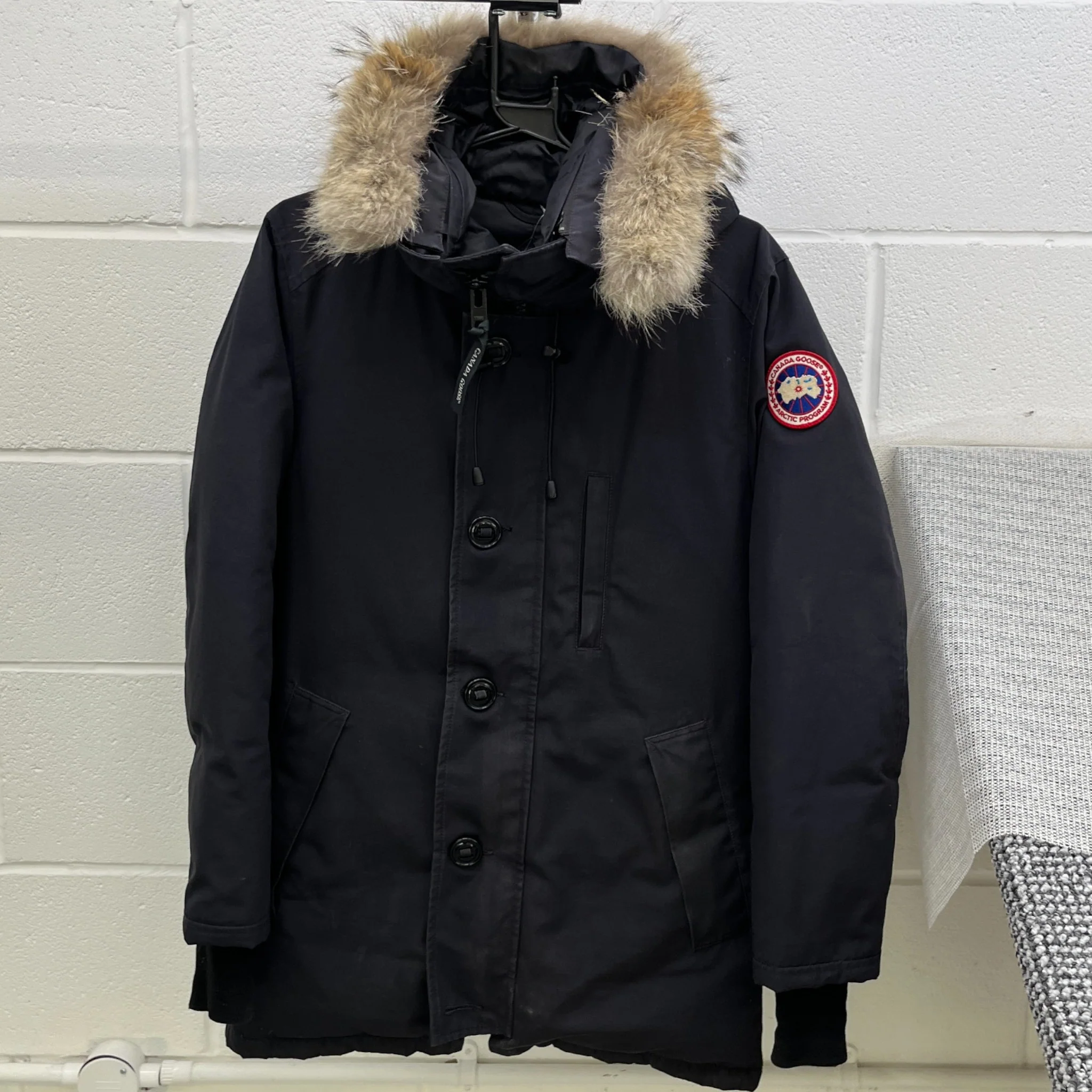 Men's Chateau Parka Down Jacket Navy Size XS - Image 7