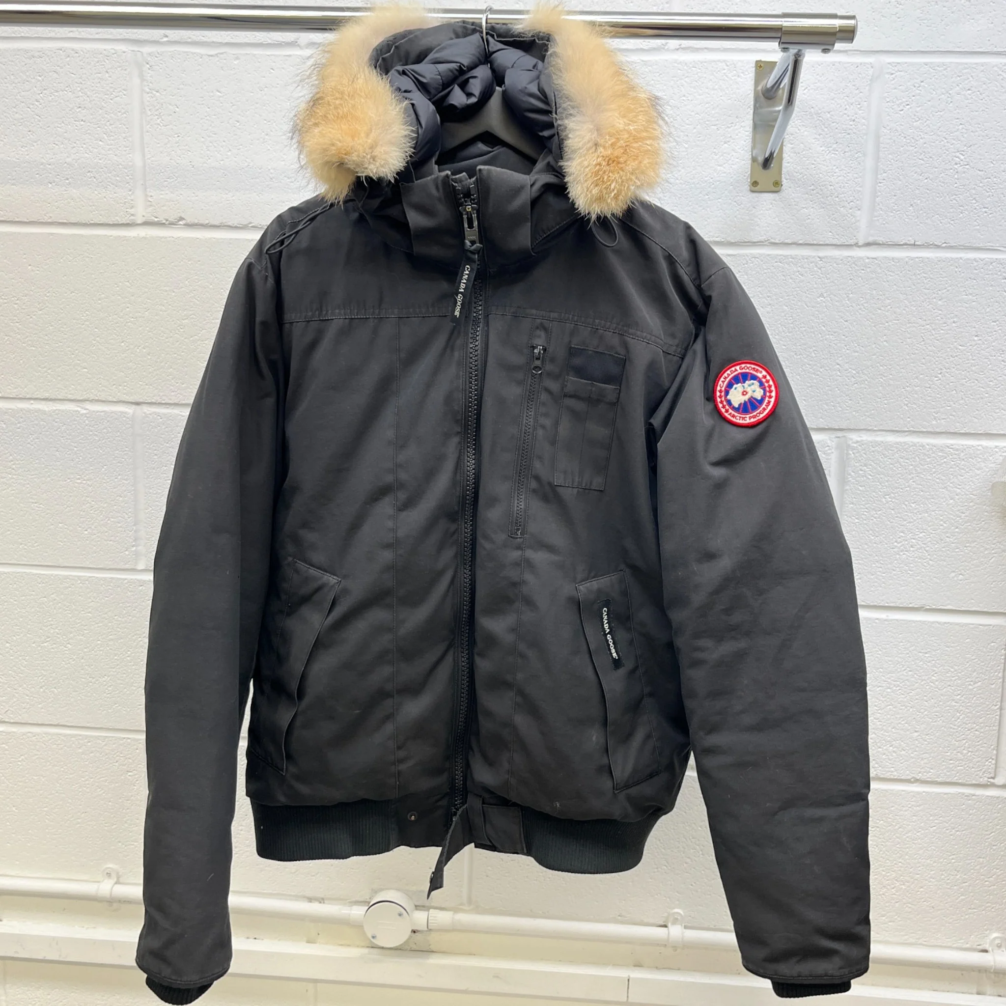 Men's Chilliwack Bomber Down Jacket Black Size L - Image 8