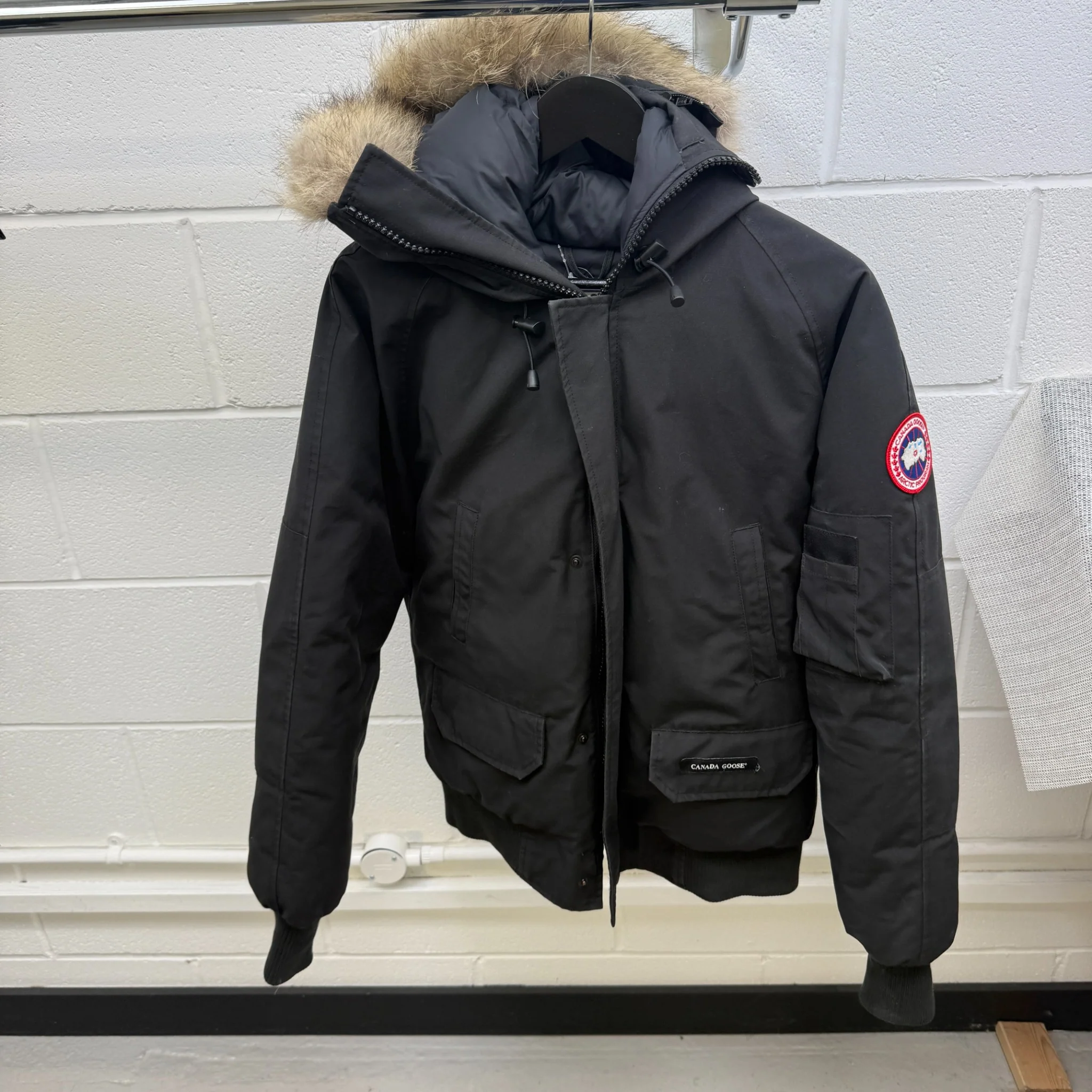 Men's Chilliwack Bomber Down Jacket Black Size S - Image 7