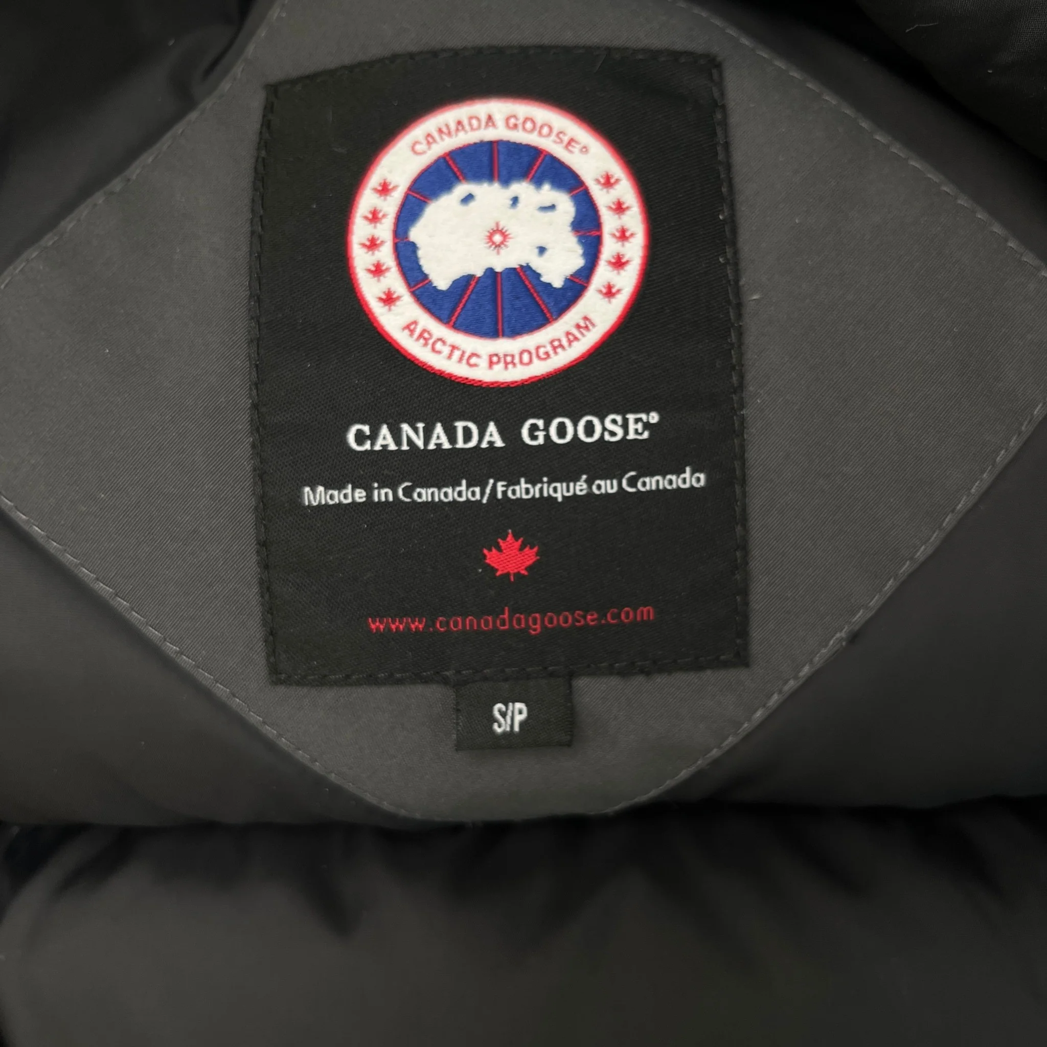 Men's Chilliwack Bomber Down Jacket Grey Size S - Image 11