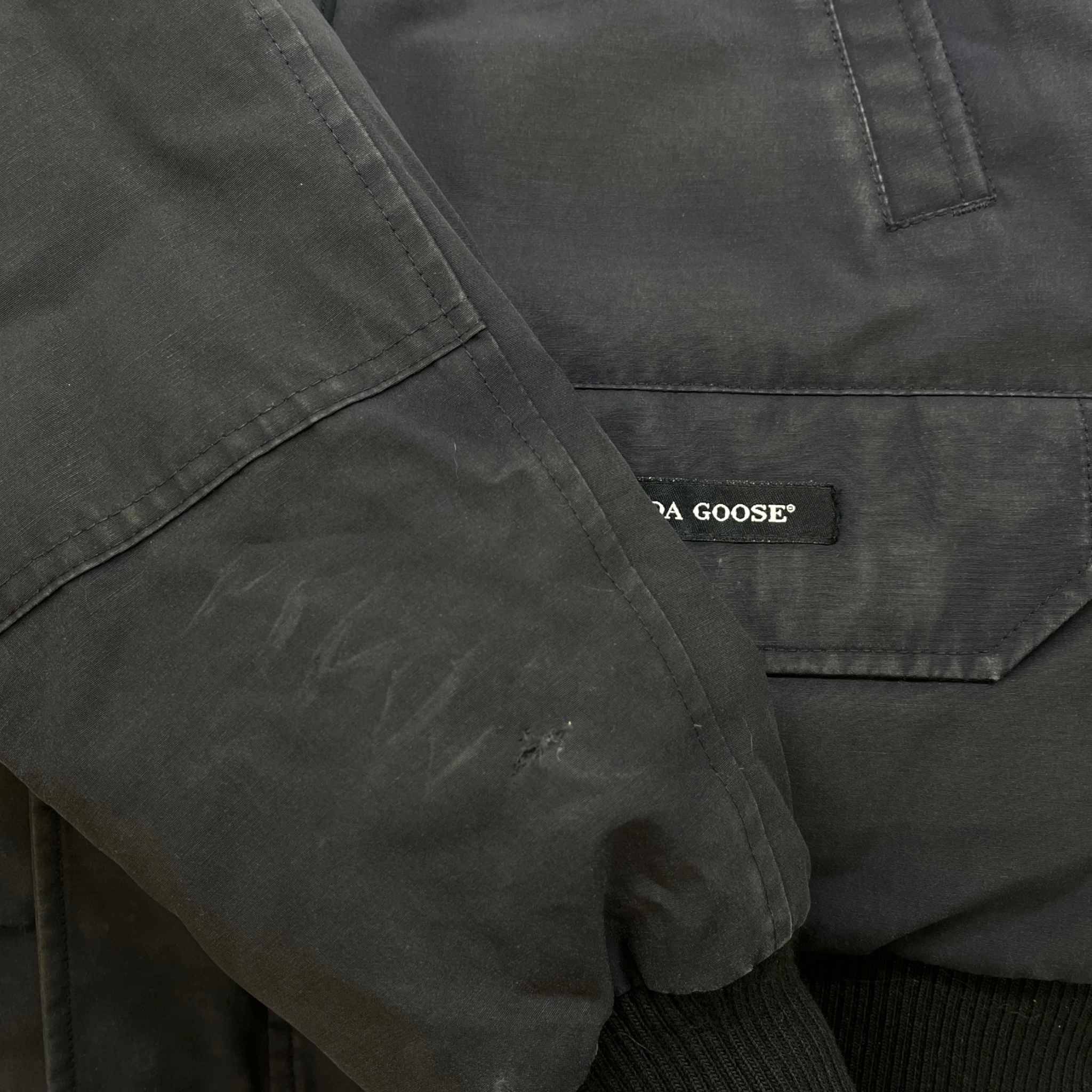 Men's Chilliwack Bomber Down Jacket Navy Size M - Image 10