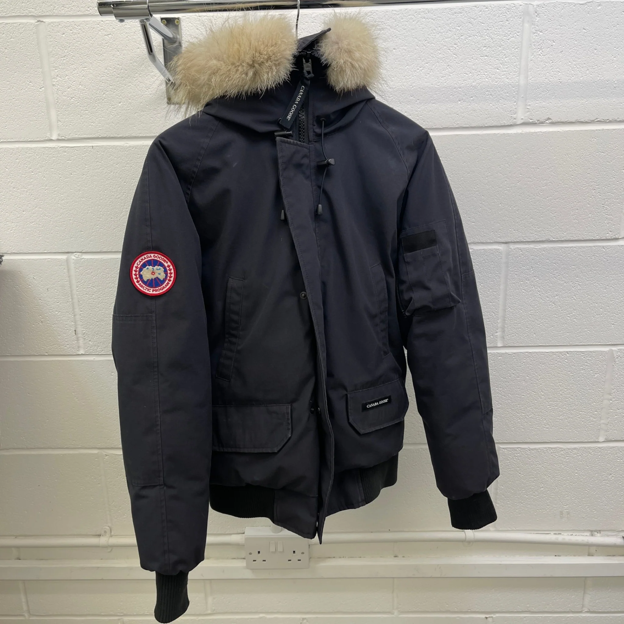 Men's Chilliwack Bomber Down Jacket Navy Size S - Image 14