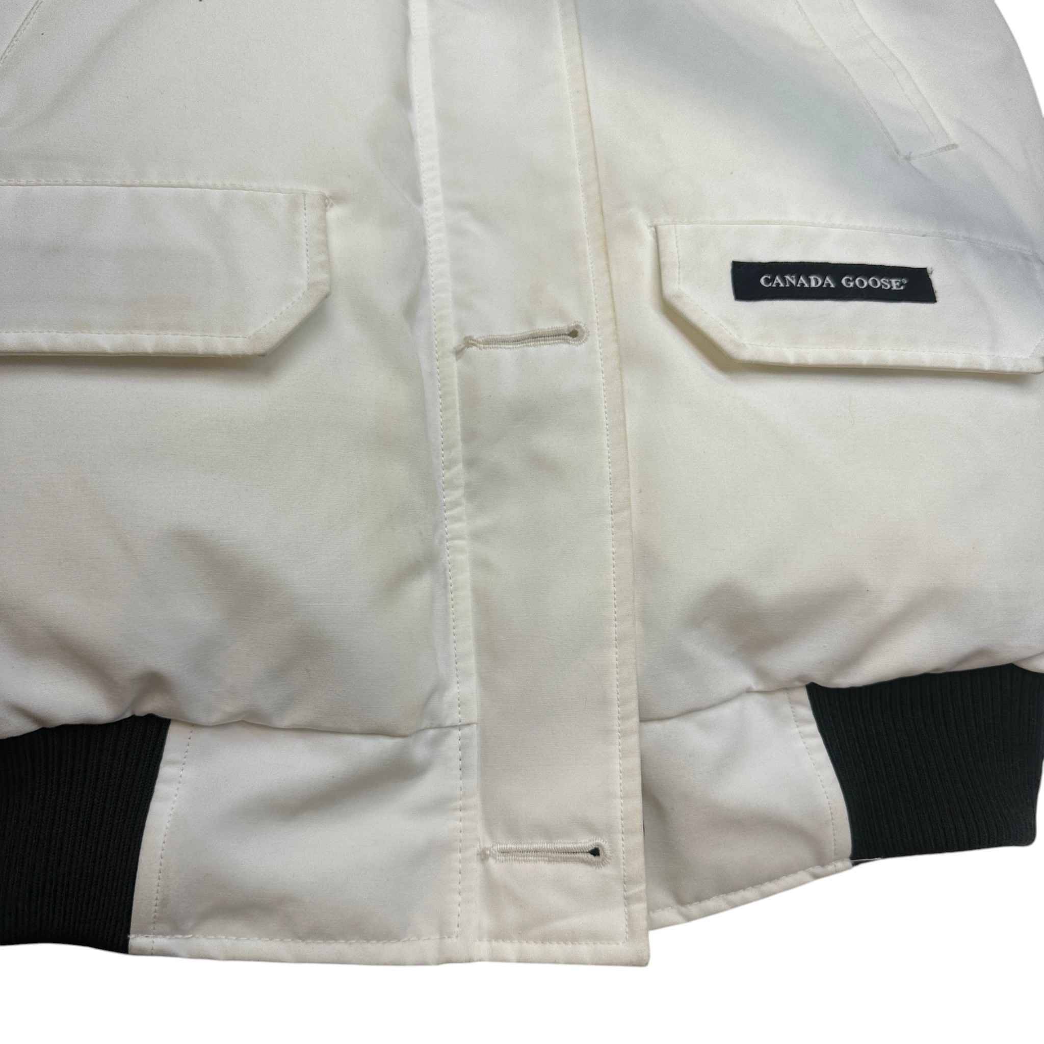 Men's Chilliwack Bomber Down Jacket White Size M - Image 10