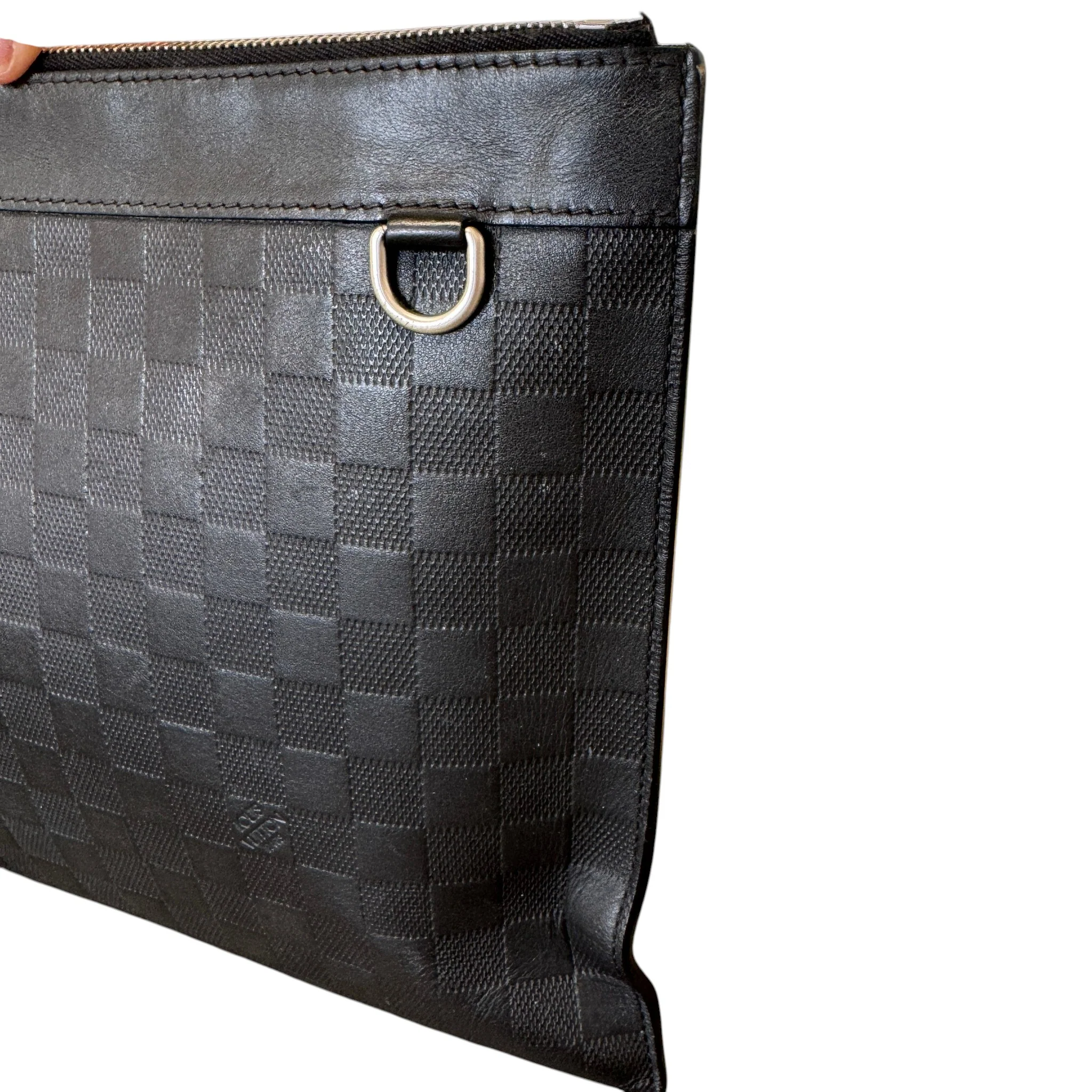 Men's Damier Discovery Pochette Pouch Black - Image 6