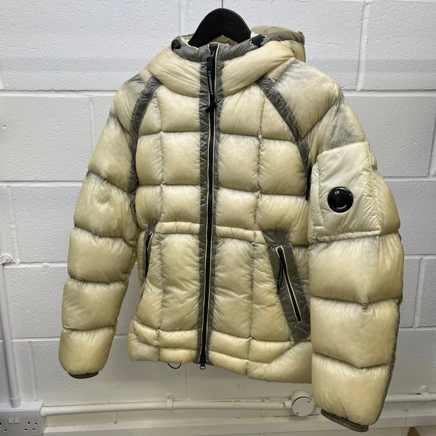 Men's D.D Shell Lens Down Jacket Beige Size S - Image 11
