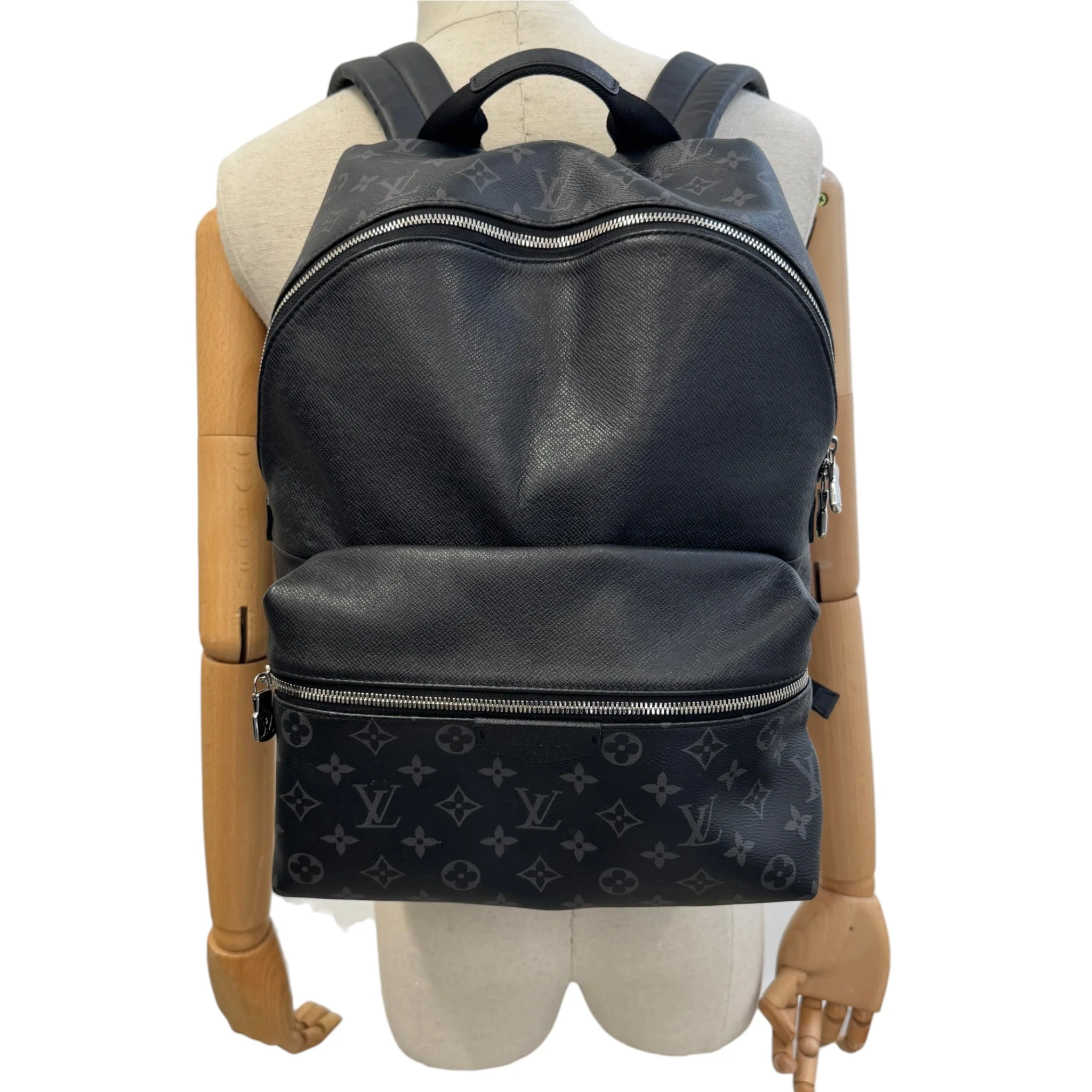 Men's Discovery Monogram Eclipse Taiga Backpack Black - Image 2