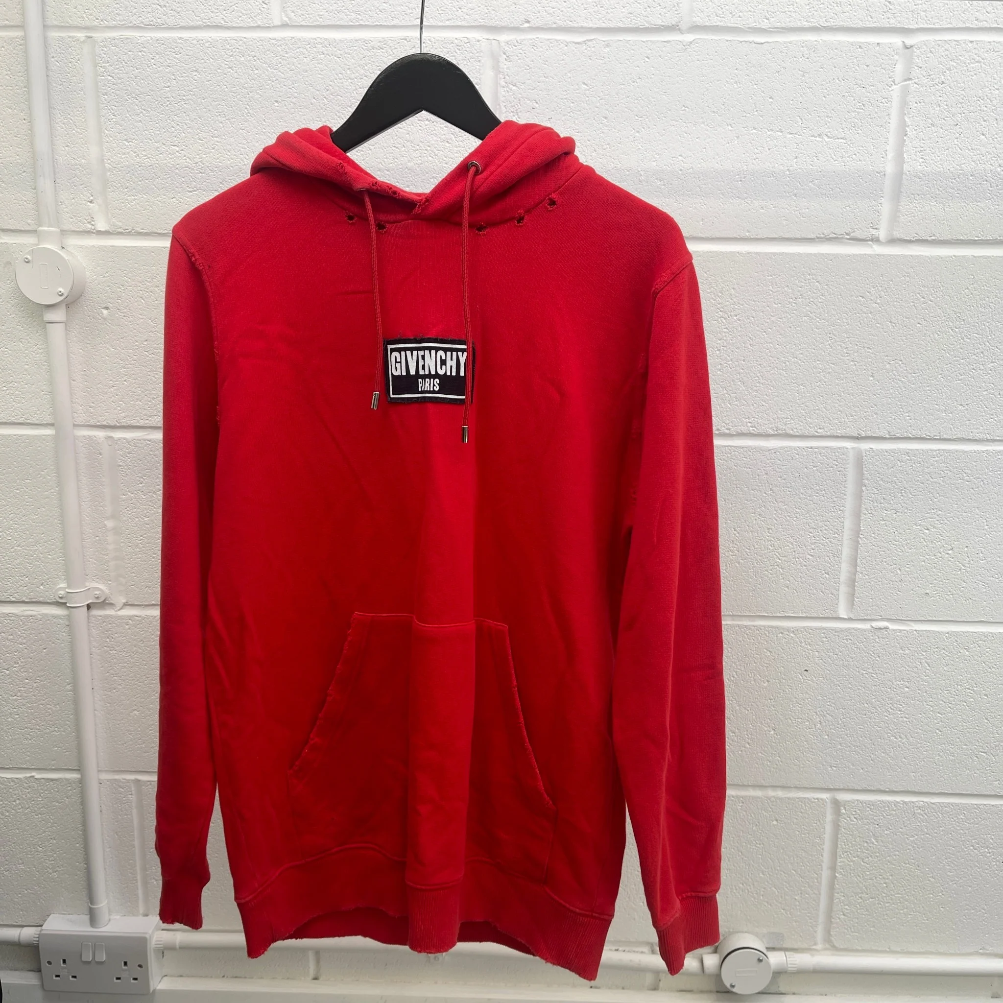 Men's Distressed Logo Patch Hoodie Red Size XS - Image 9