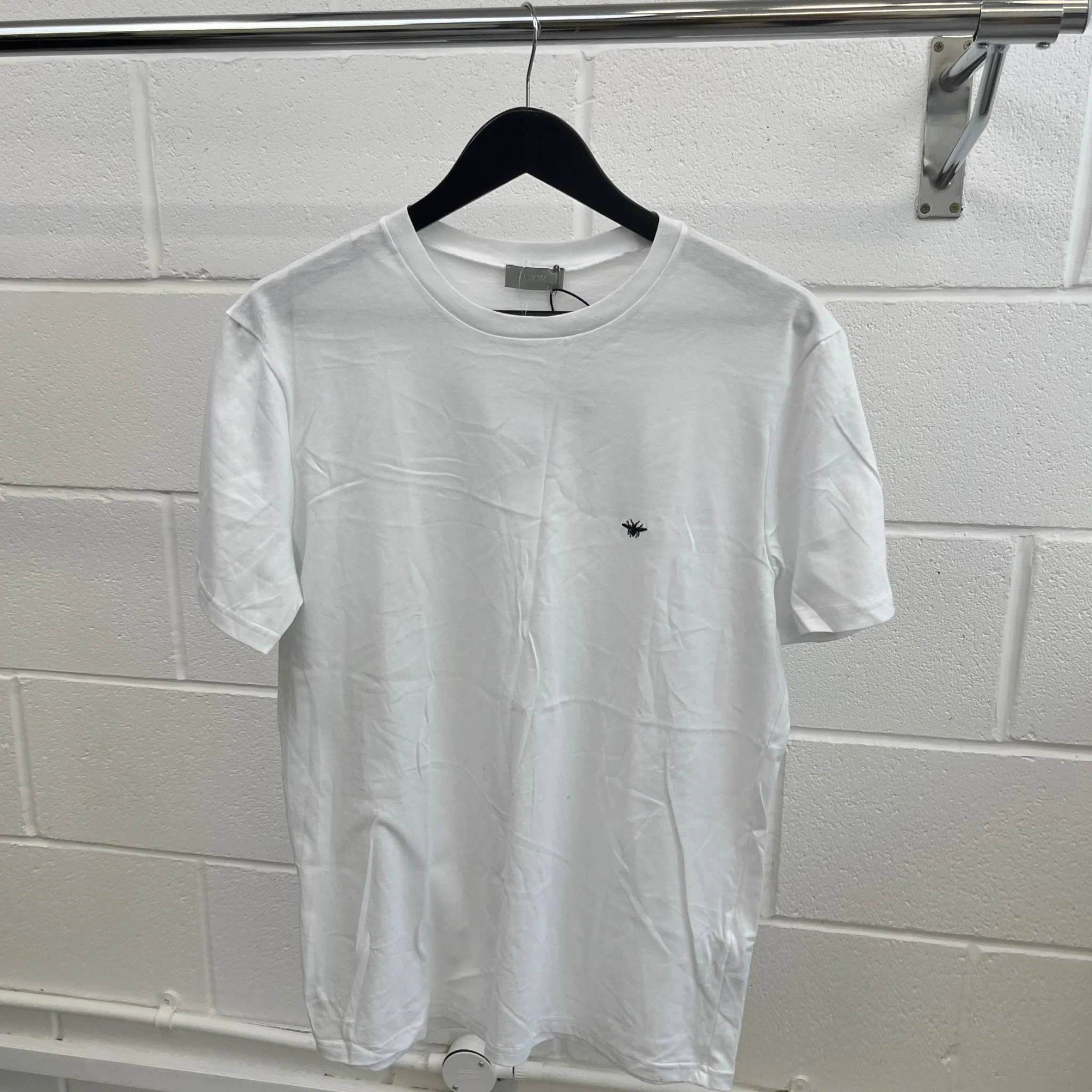 Men's Embroidered Bee T-Shirt White Size M - Image 9