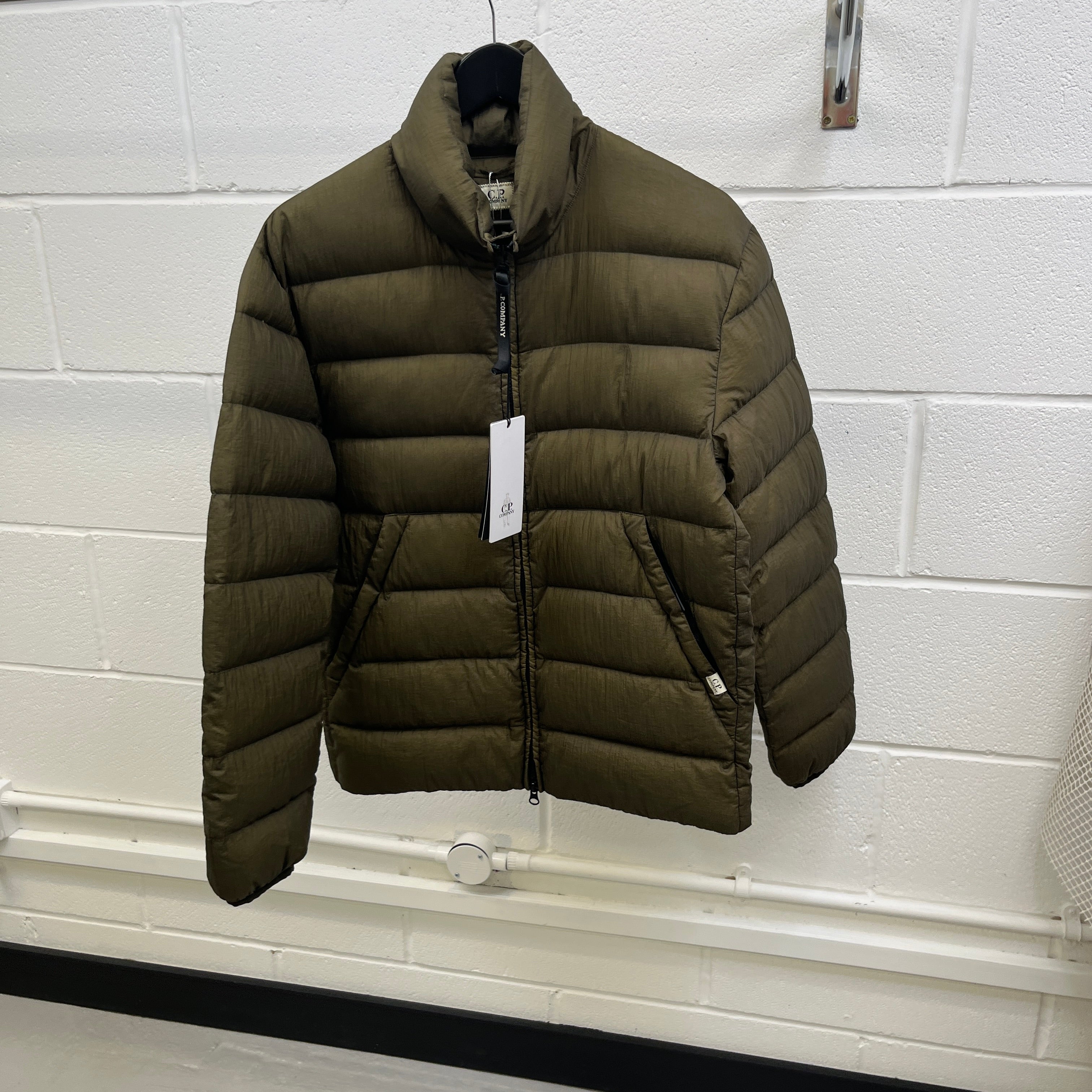 Men's Embroidered Logo Shell Down Jacket Khaki Size IT 46 / S - Image 12