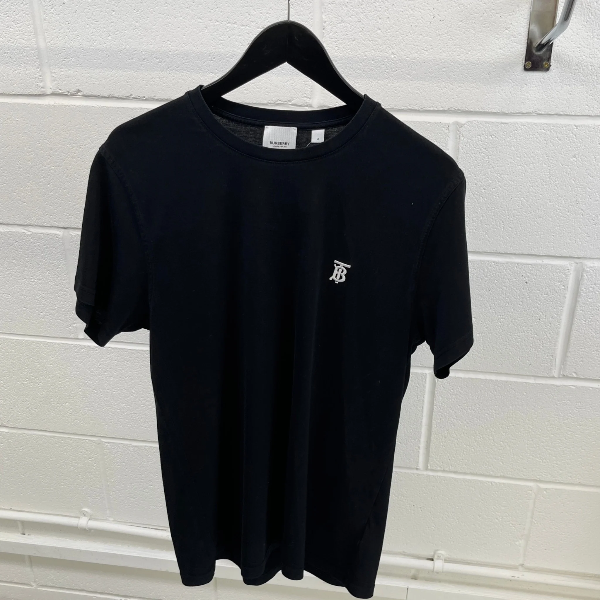 Men's Embroidered Logo T-Shirt Black Size M - Image 8