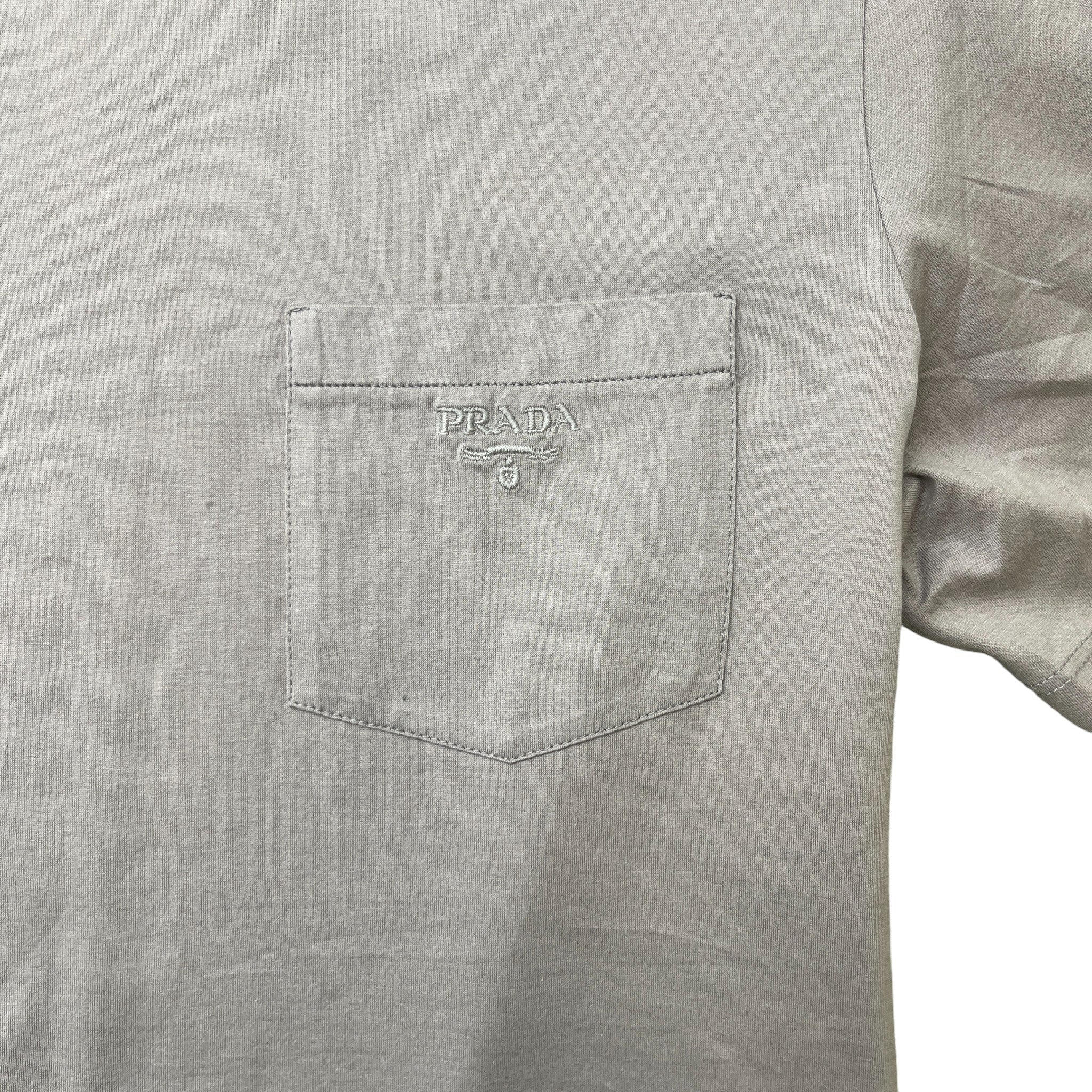 Men's Embroidered Logo T-Shirt Grey Size M - Image 5
