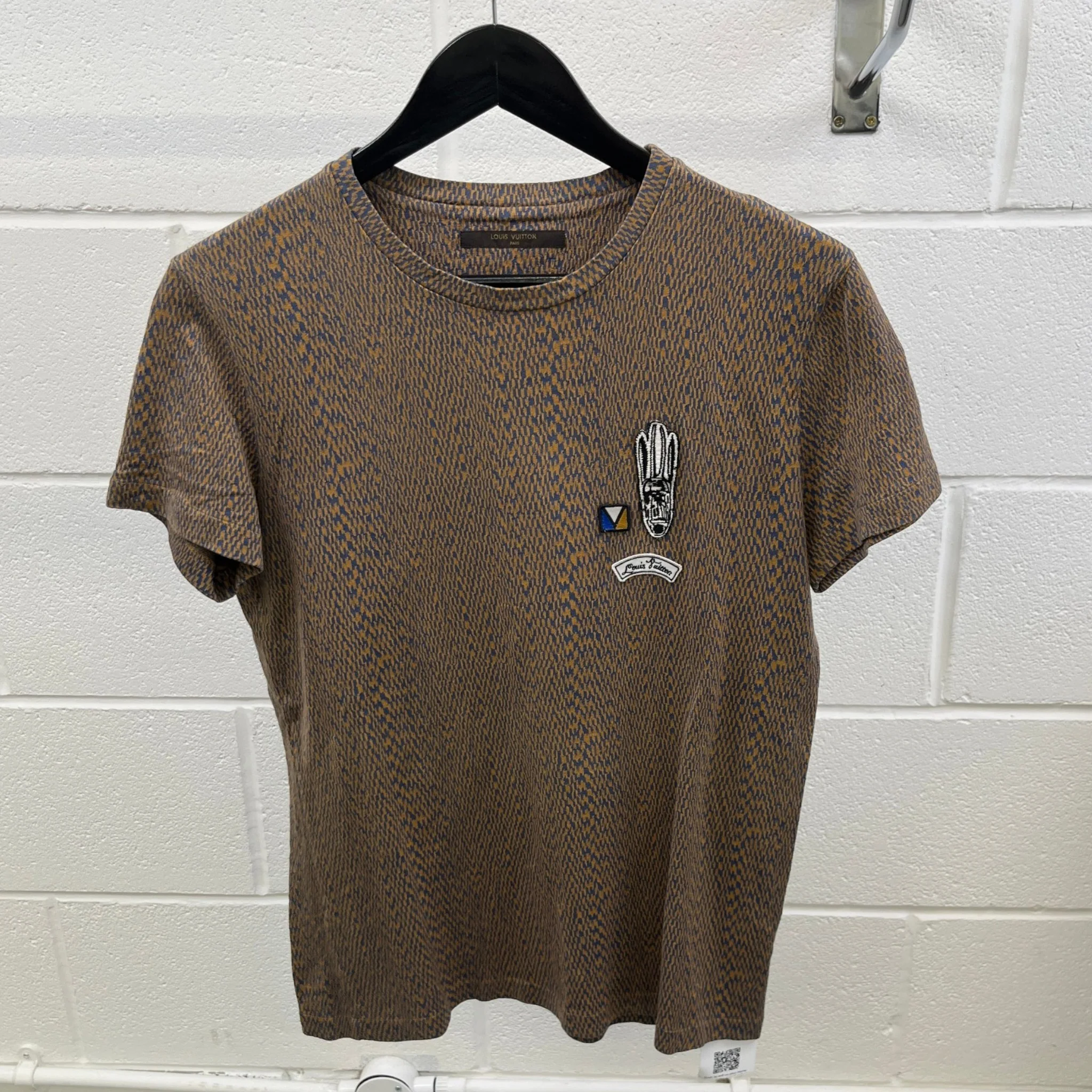 Men's Embroidered Patches T-Shirt Brown Size S - Image 8