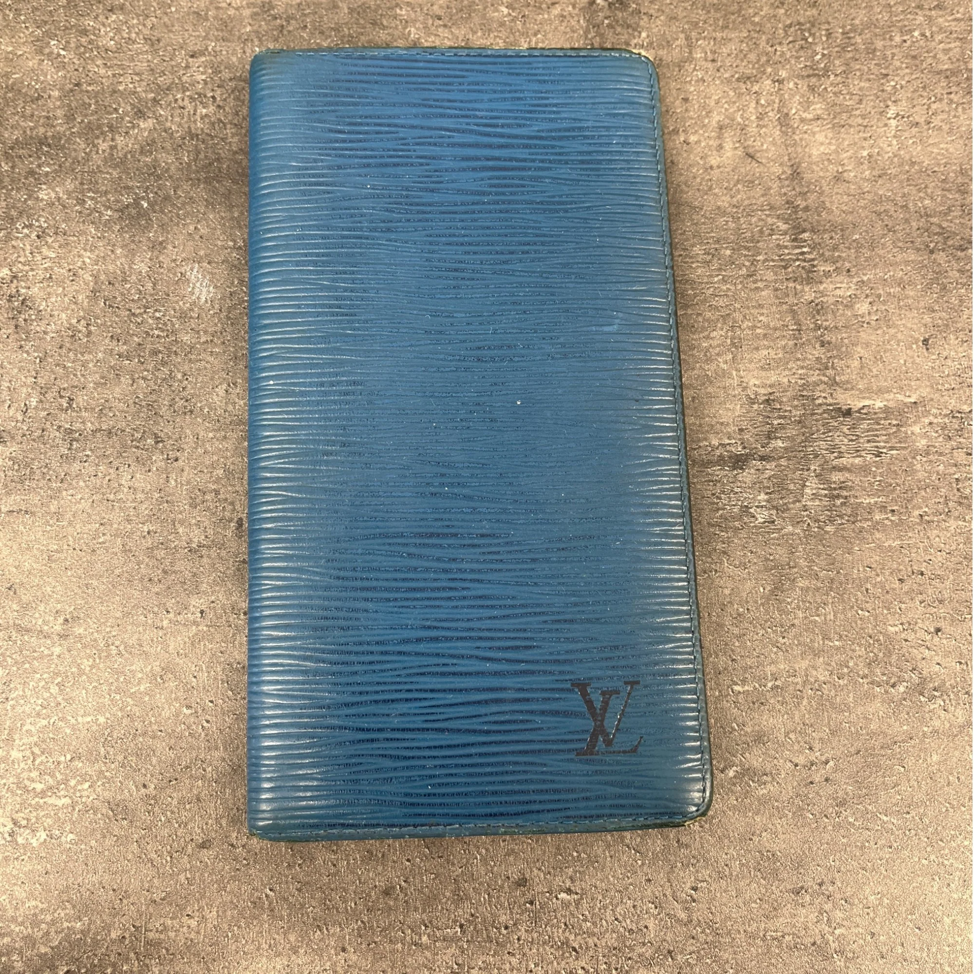Men's Epi Pocket Agenda Wallet Blue - Image 6