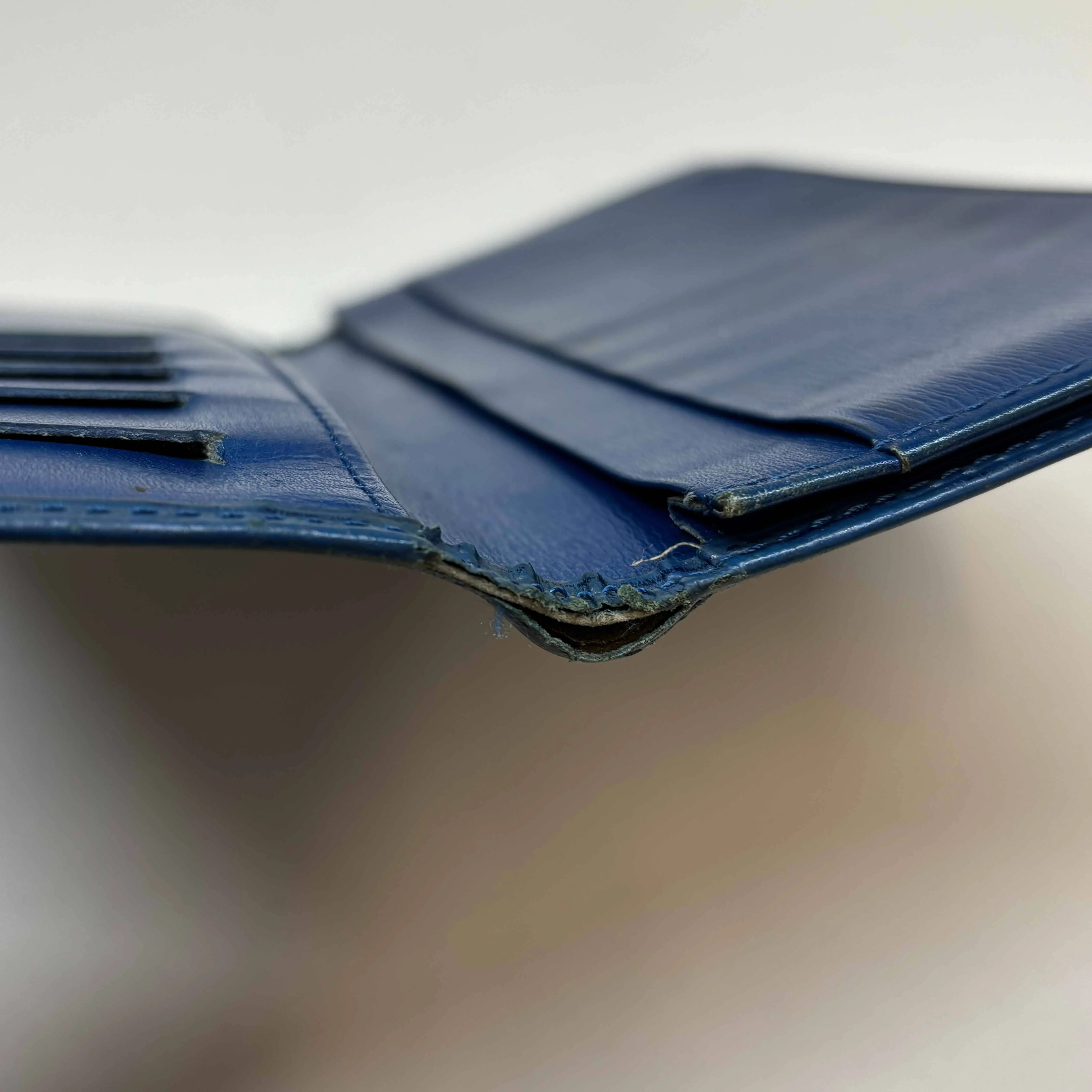 Men's Epi Pocket Agenda Wallet Blue - Image 9