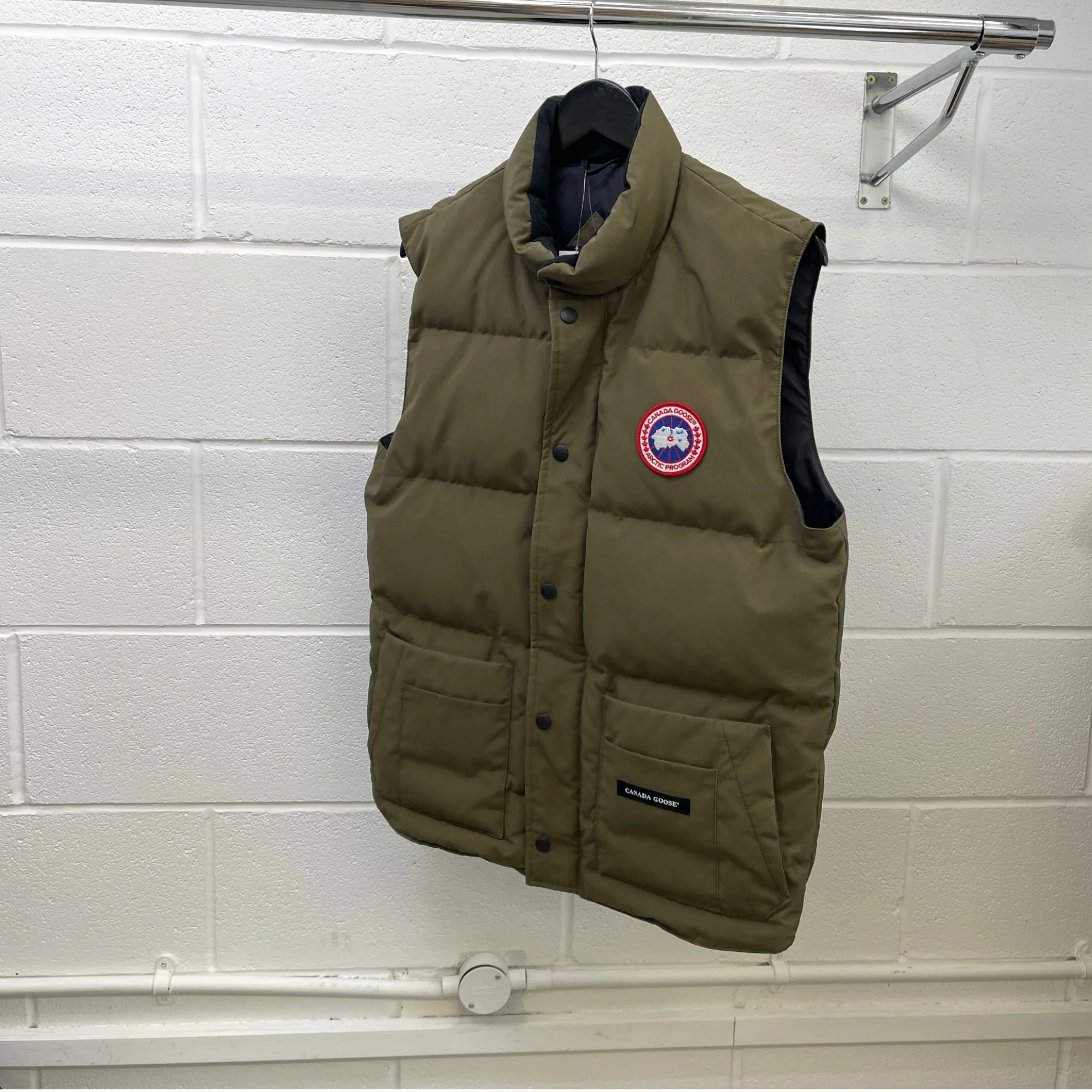 Men's Freestyle Gilet Khaki Size M - Image 10