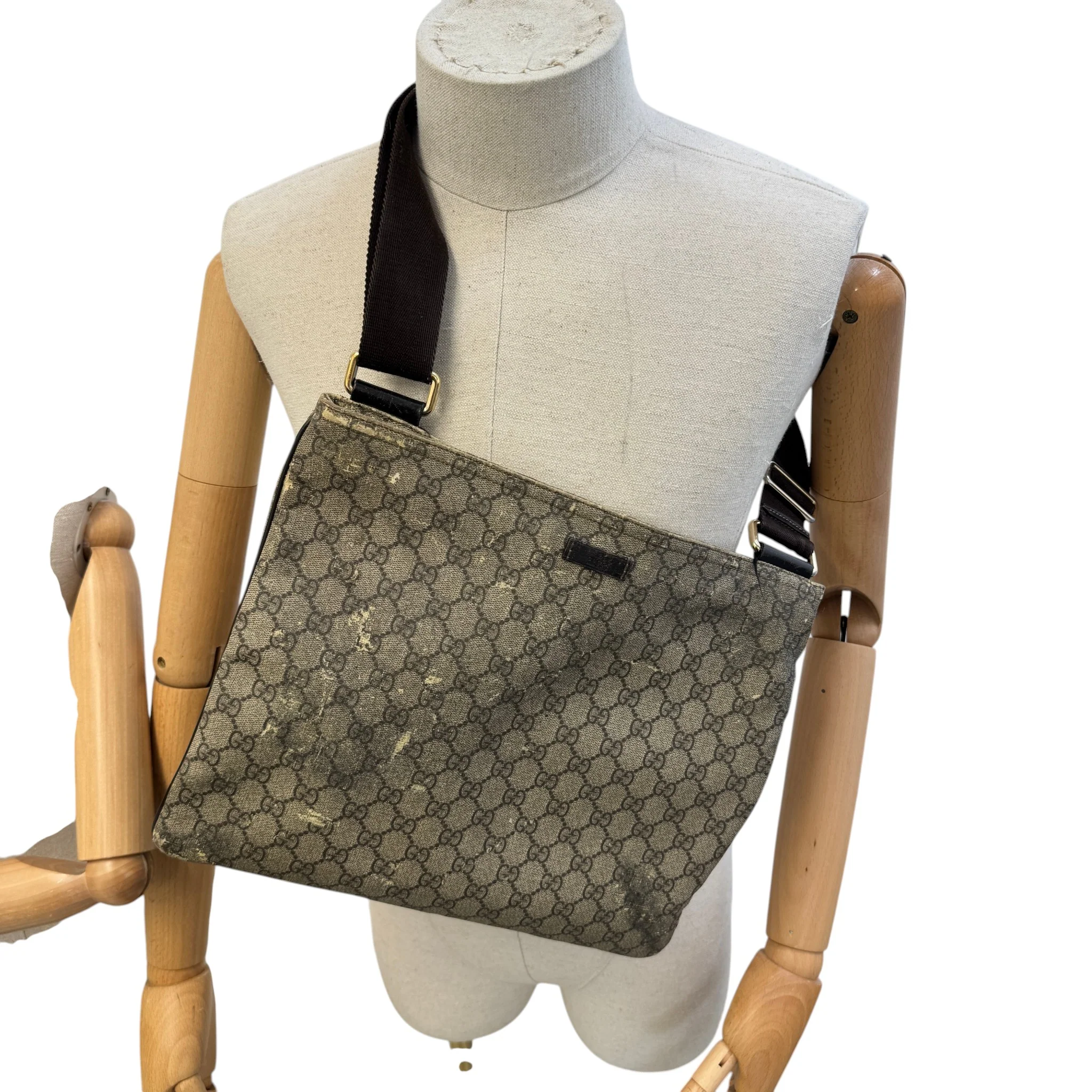 Men's Gg Supreme Bag Beige - Image 2