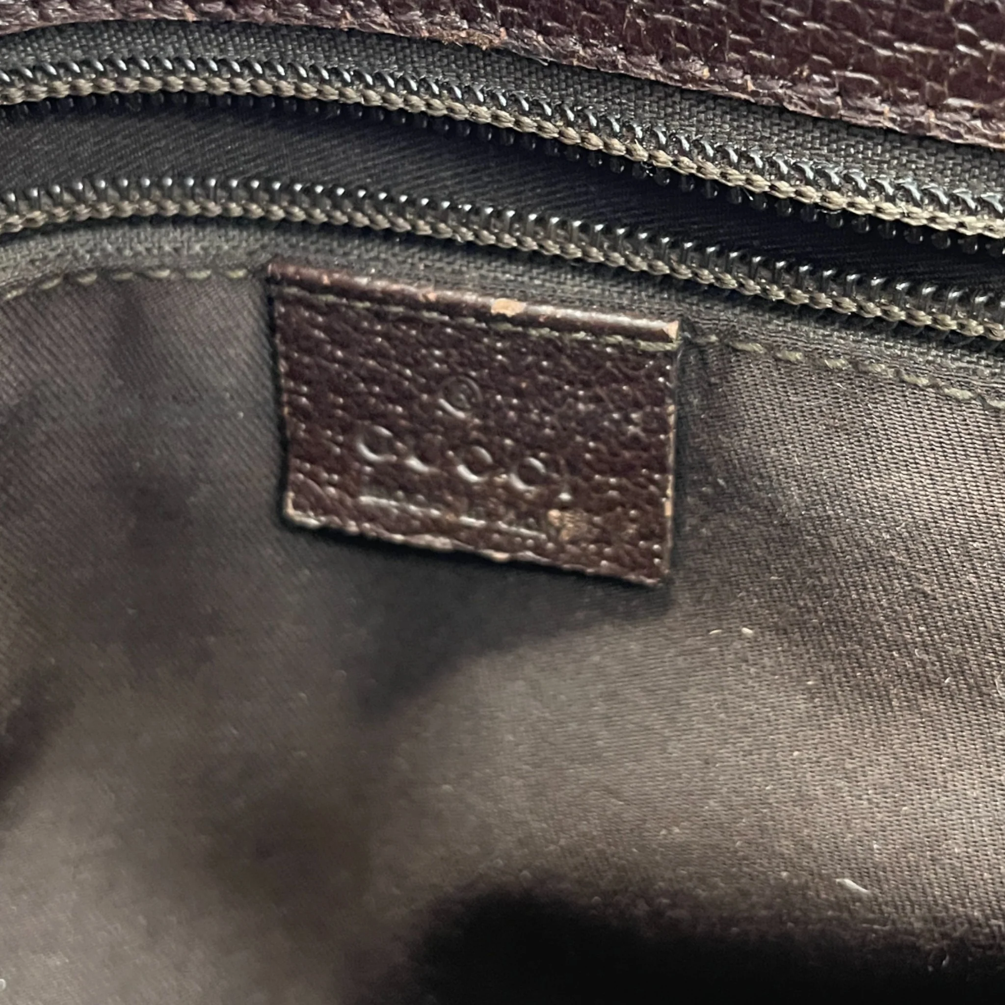 Men's Gg Supreme Canvas Messenger Bag Brown - Image 8