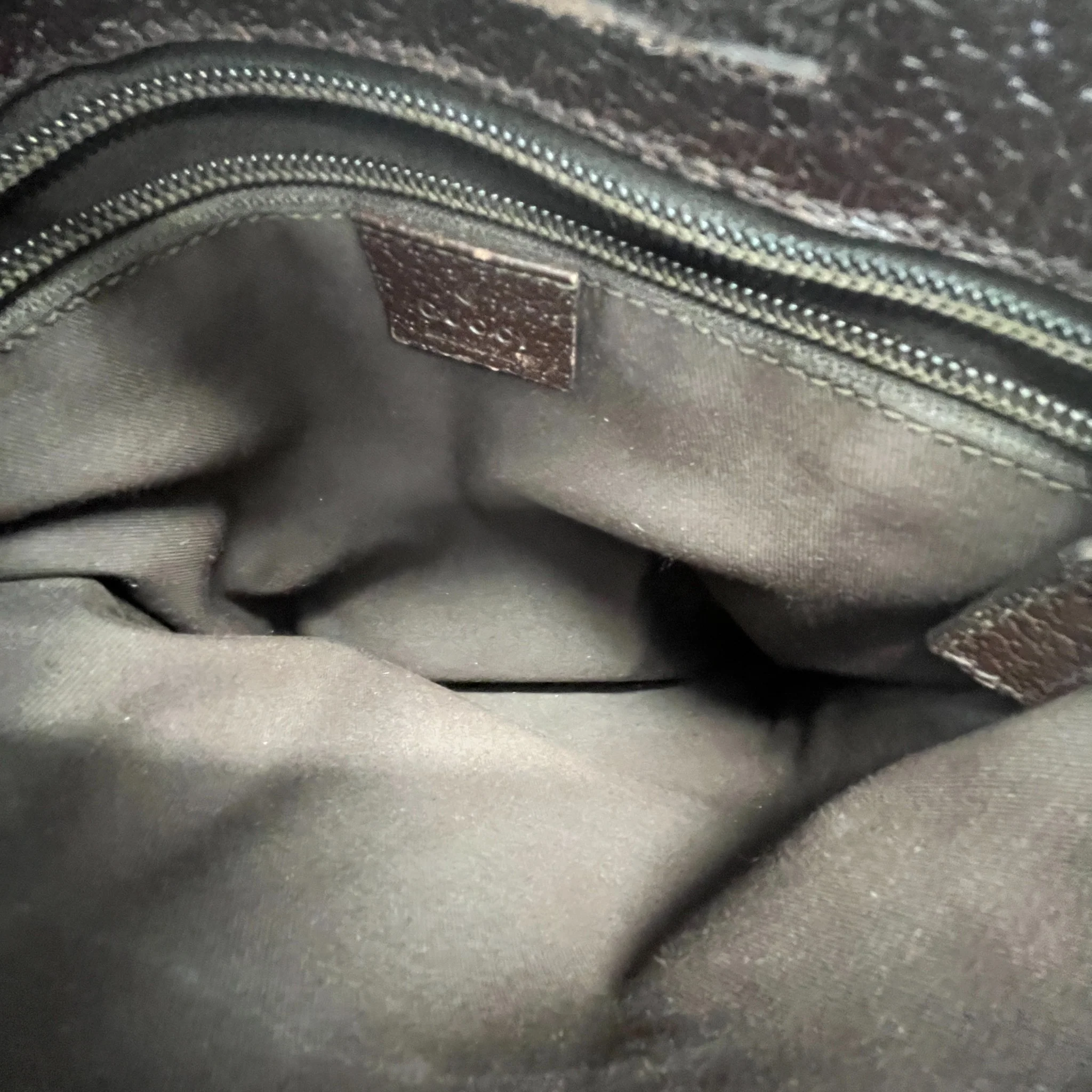Men's Gg Supreme Canvas Messenger Bag Brown - Image 9