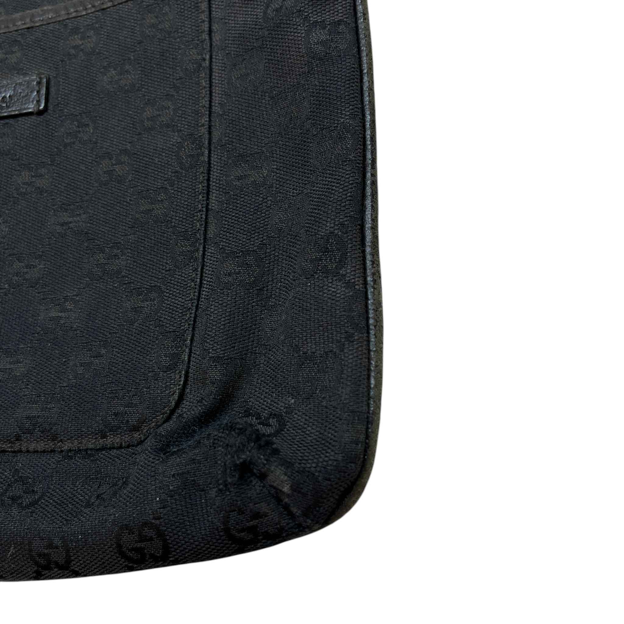 Men's Gg Supreme Crossbody Bag Black - Image 13