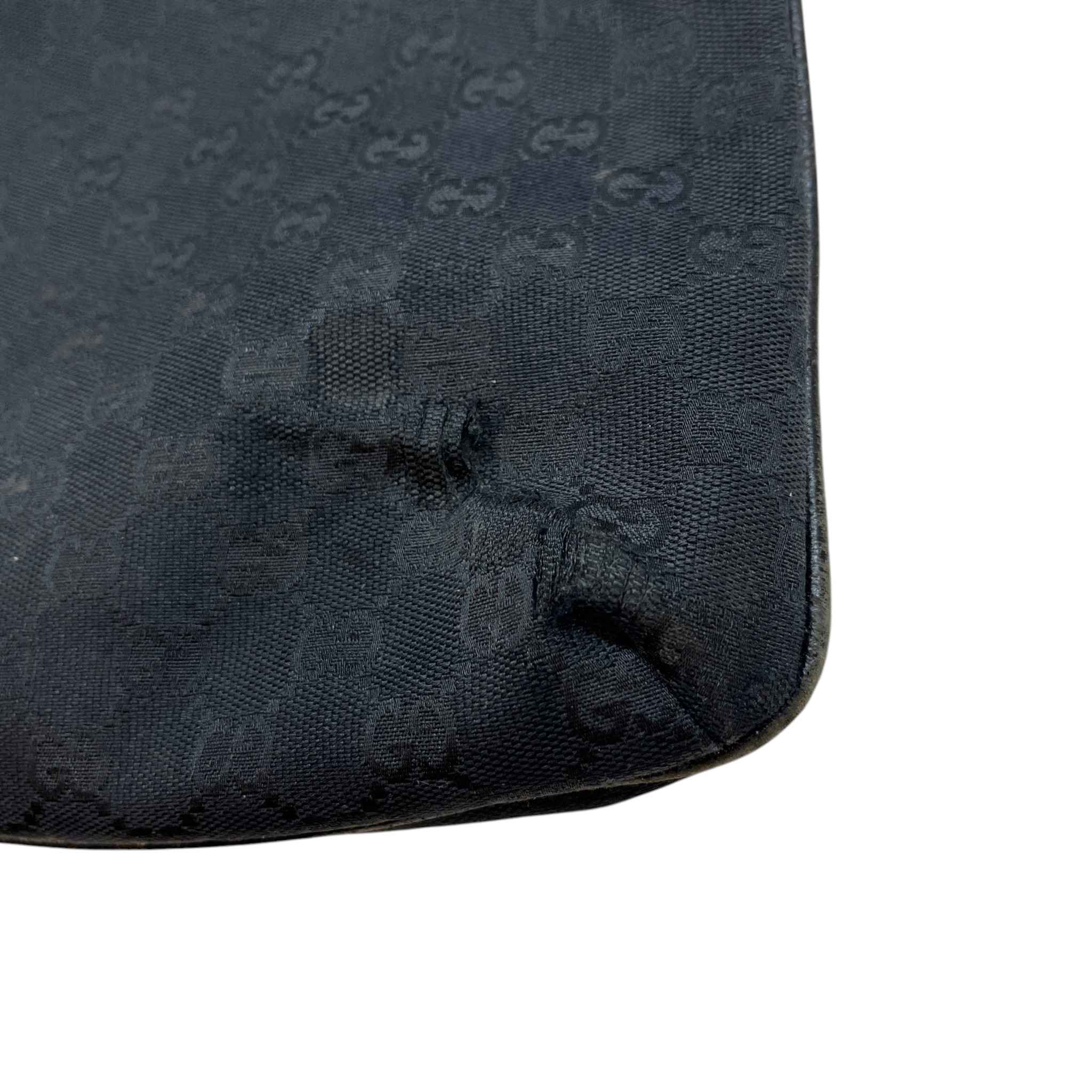 Men's Gg Supreme Crossbody Bag Black - Image 14