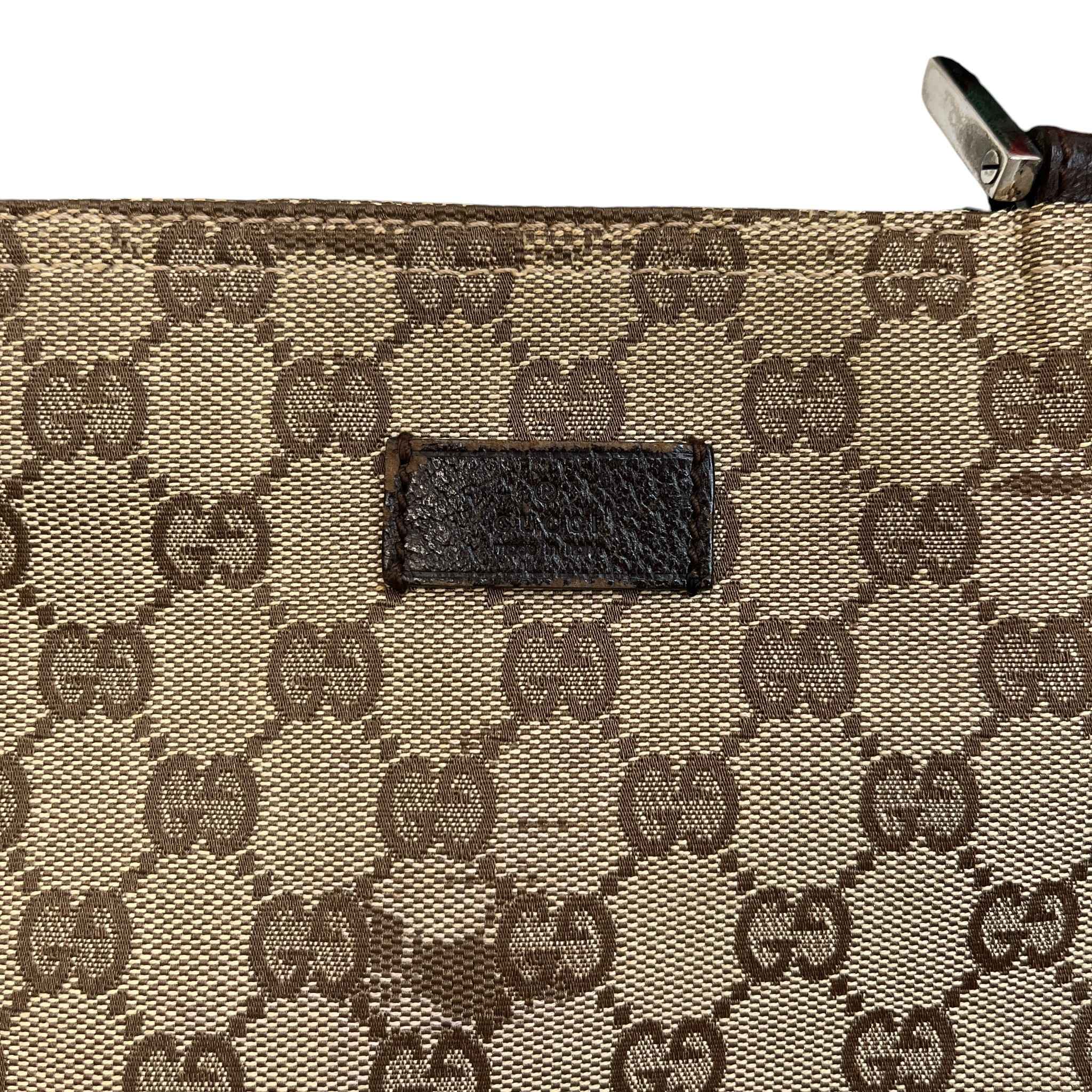 Men's Gg Supreme Messenger Bag Beige - Image 10