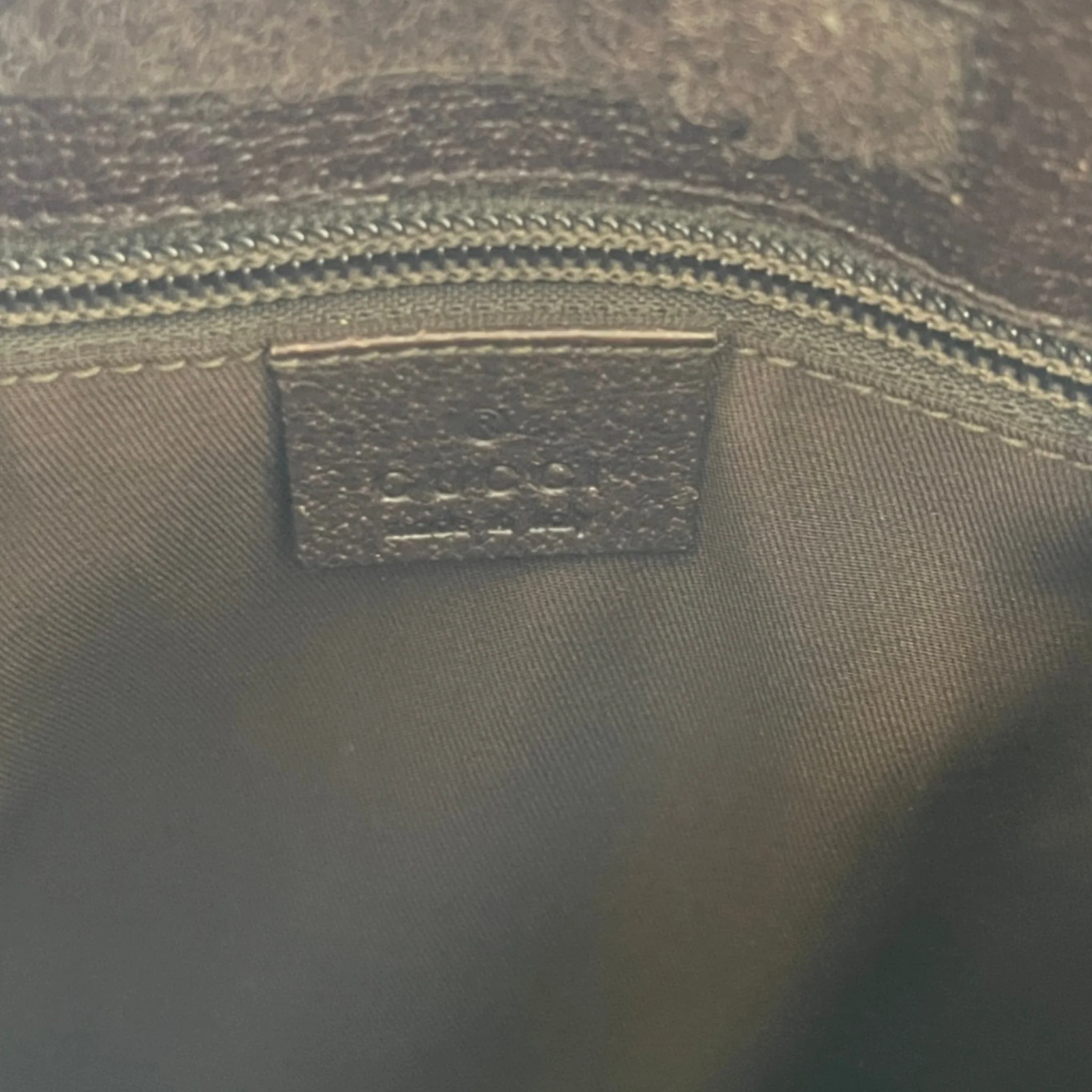 Men's Gg Supreme Messenger Bag Beige - Image 8