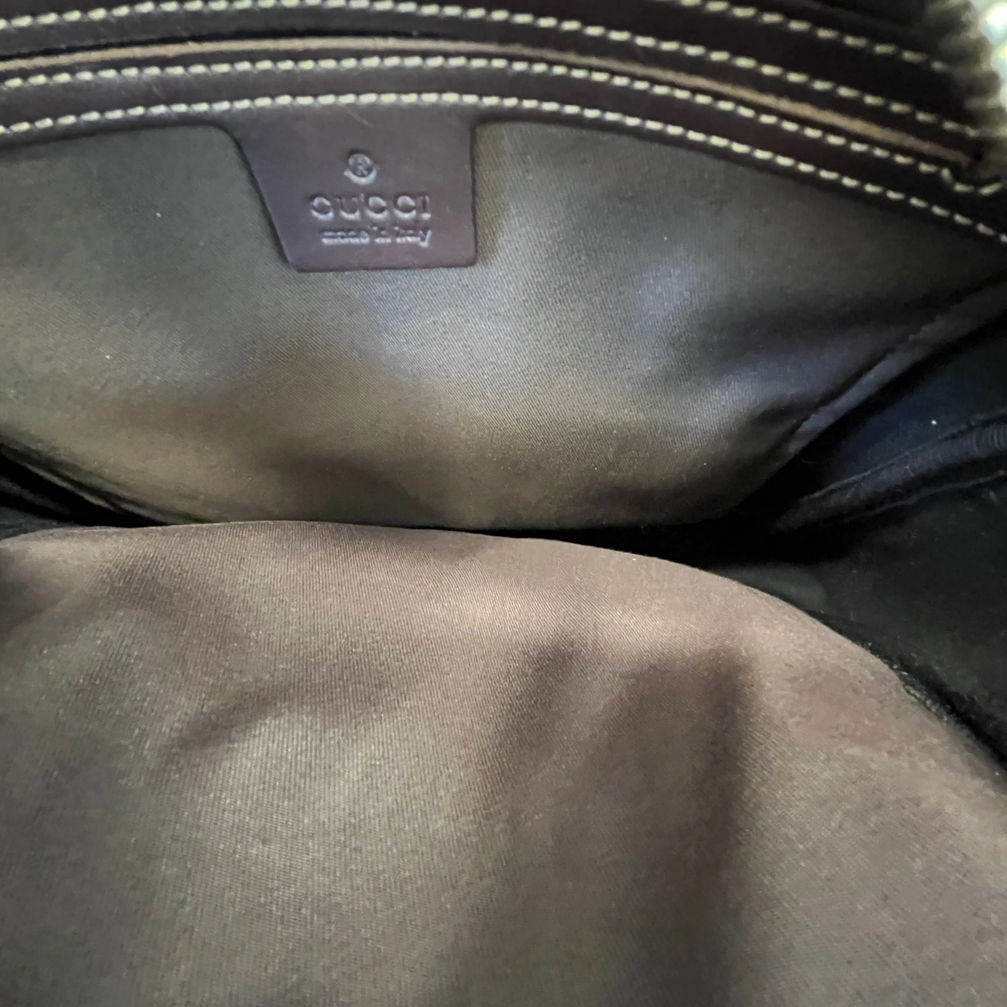 Men's Gg Supreme Messenger Bag Beige - Image 11