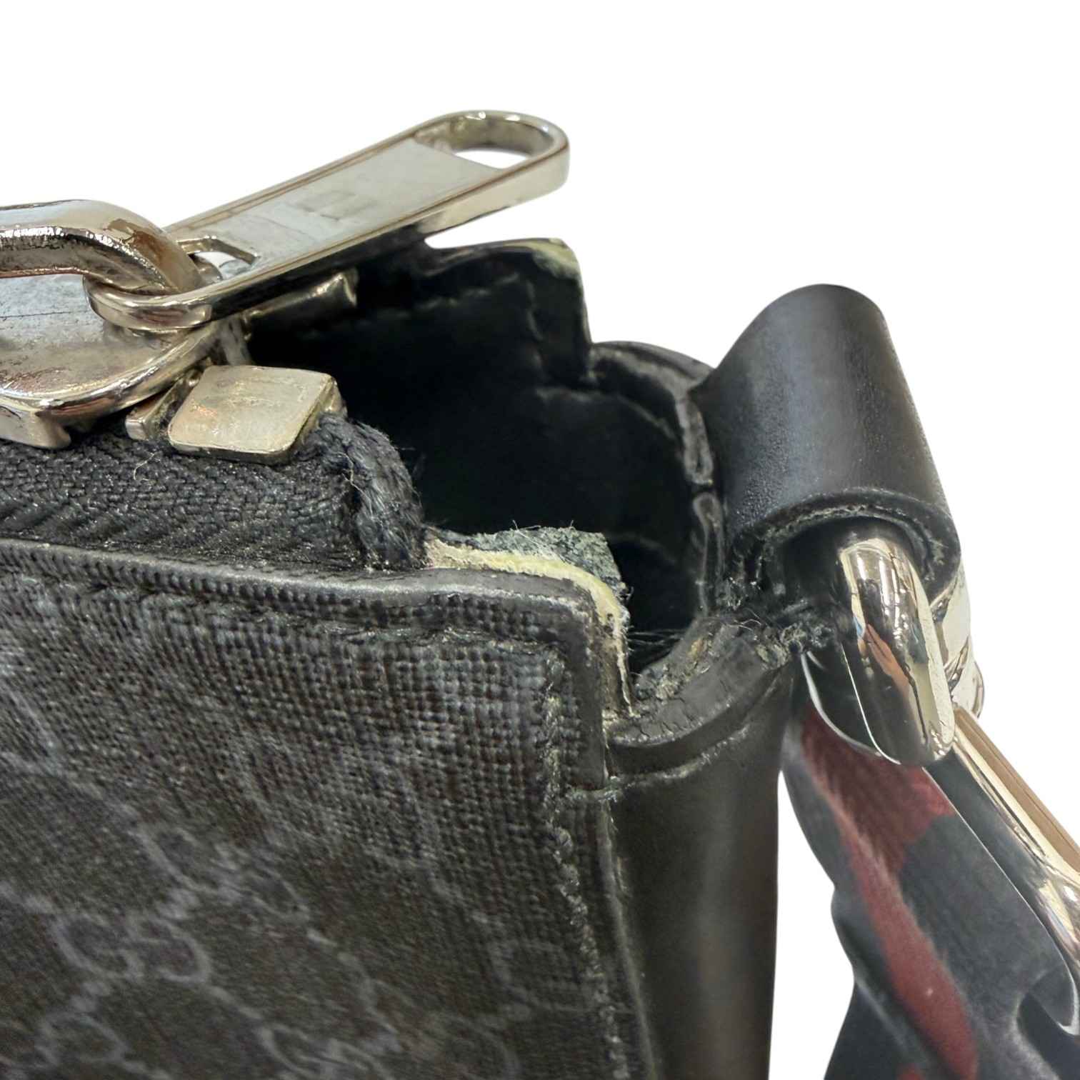 Men's Gg Supreme Messenger Bag Black - Image 14