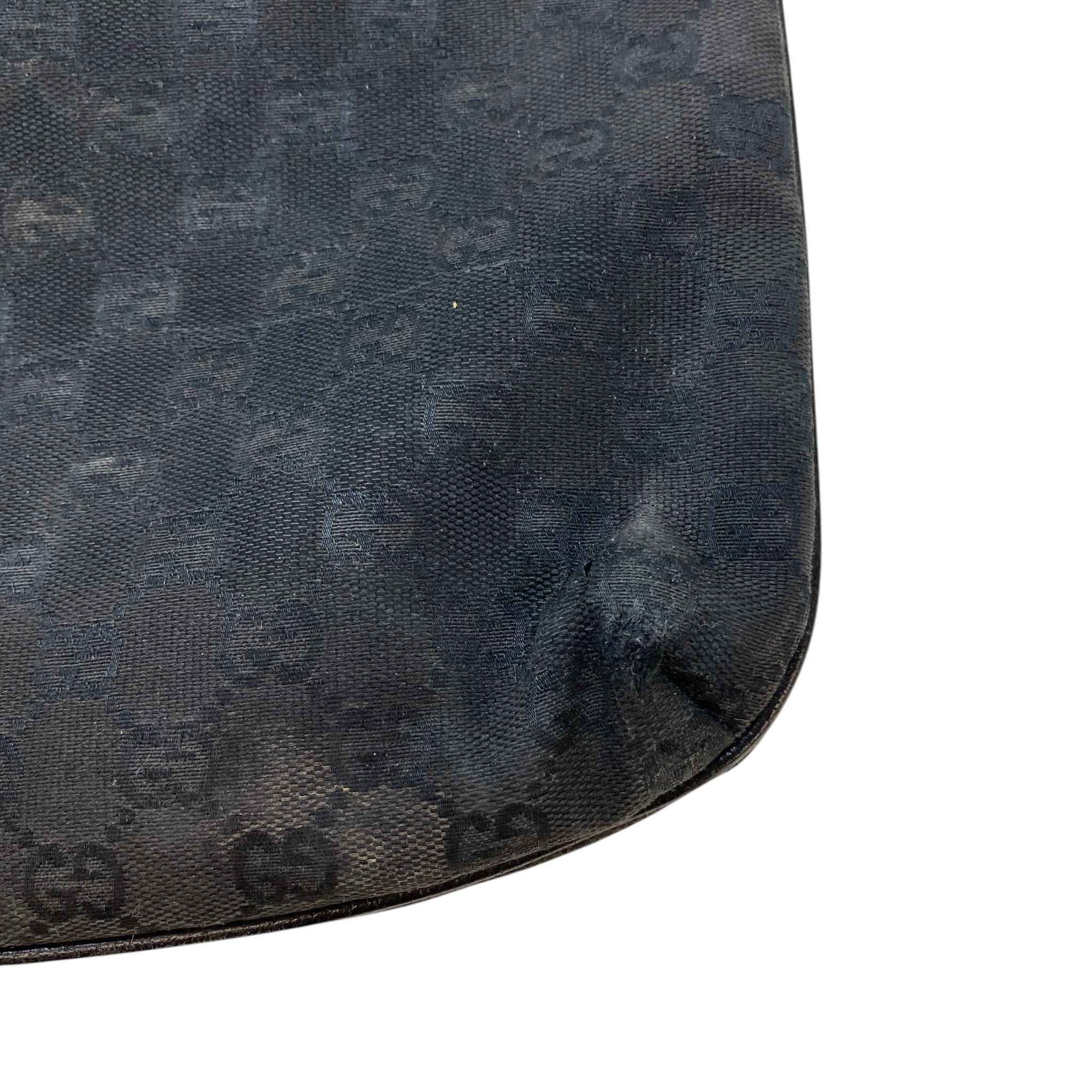 Men's Gg Supreme Messenger Bag Black - Image 15