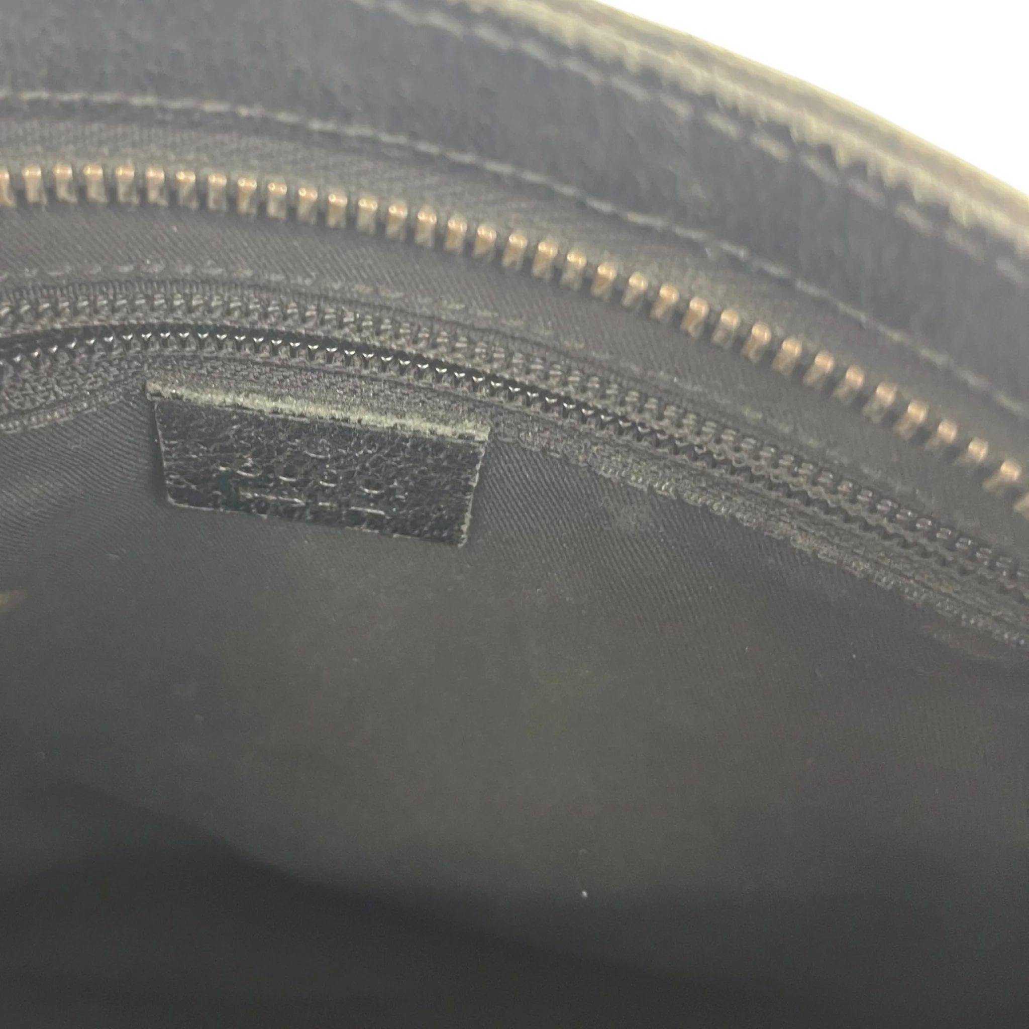 Men's Gg Supreme Messenger Bag Black - Image 7
