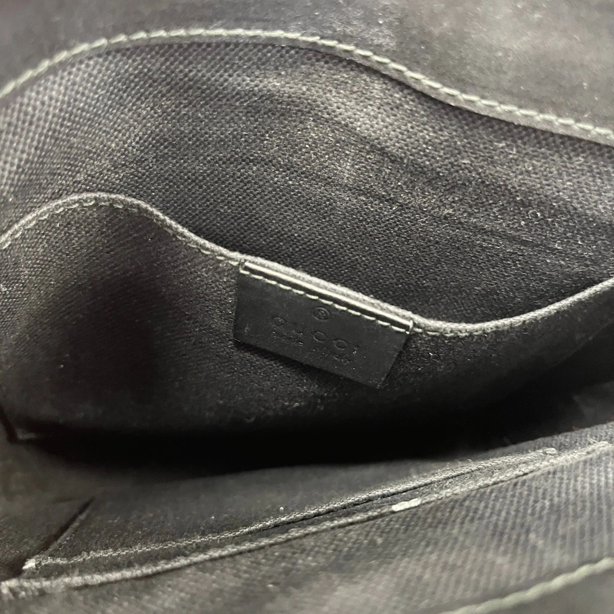 Men's Gg Supreme Messenger Bag Grey - Image 11