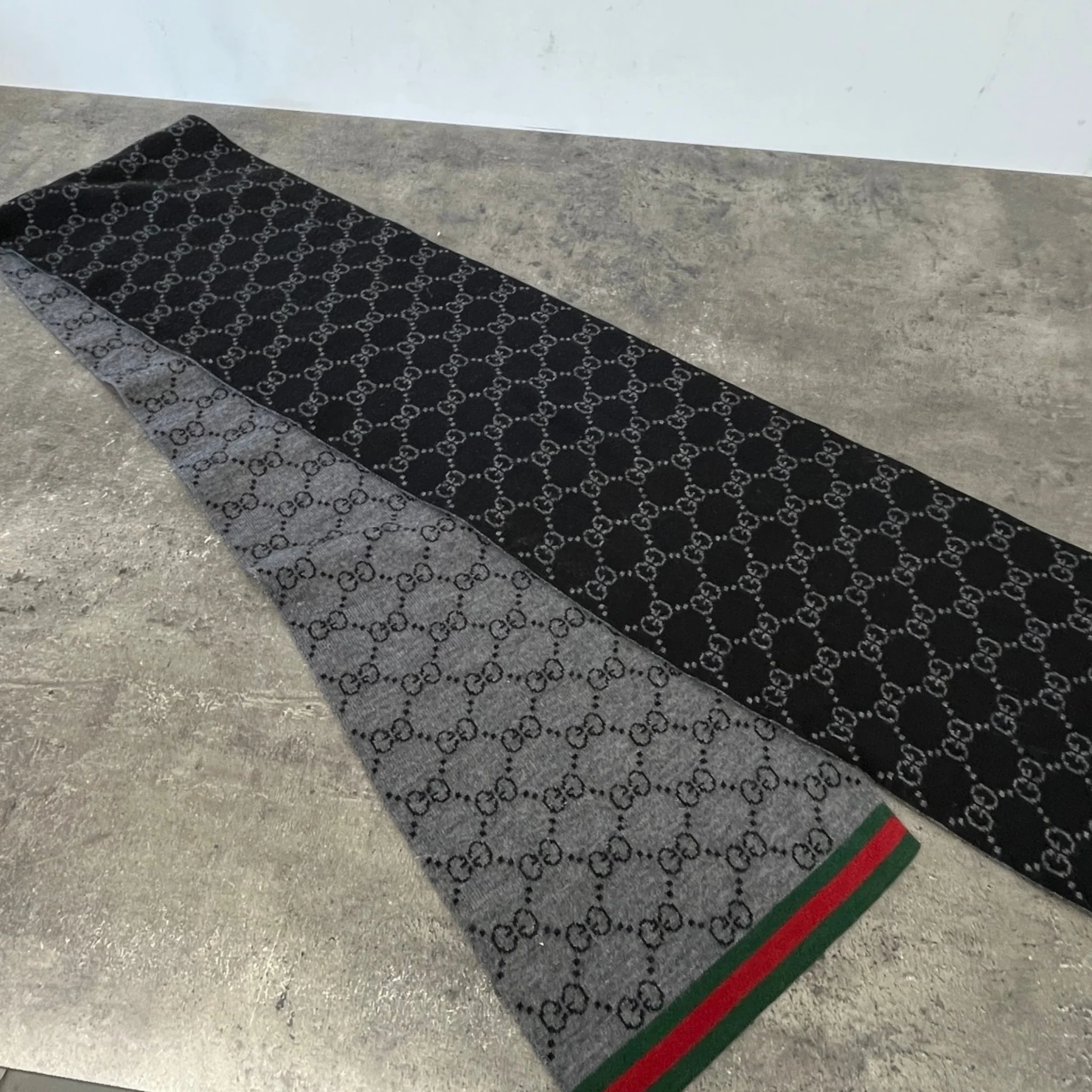 Men's Gg Supreme Scarf Grey - Image 8