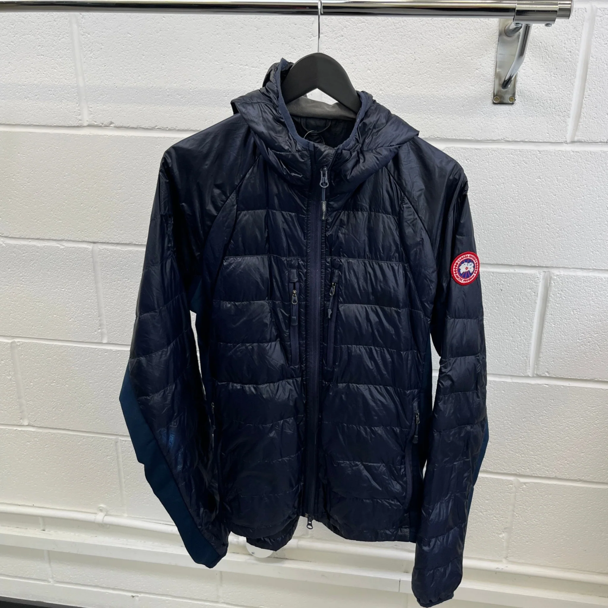 Men's Hybridge Lite Hoody Down Jacket Navy Size L - Image 8