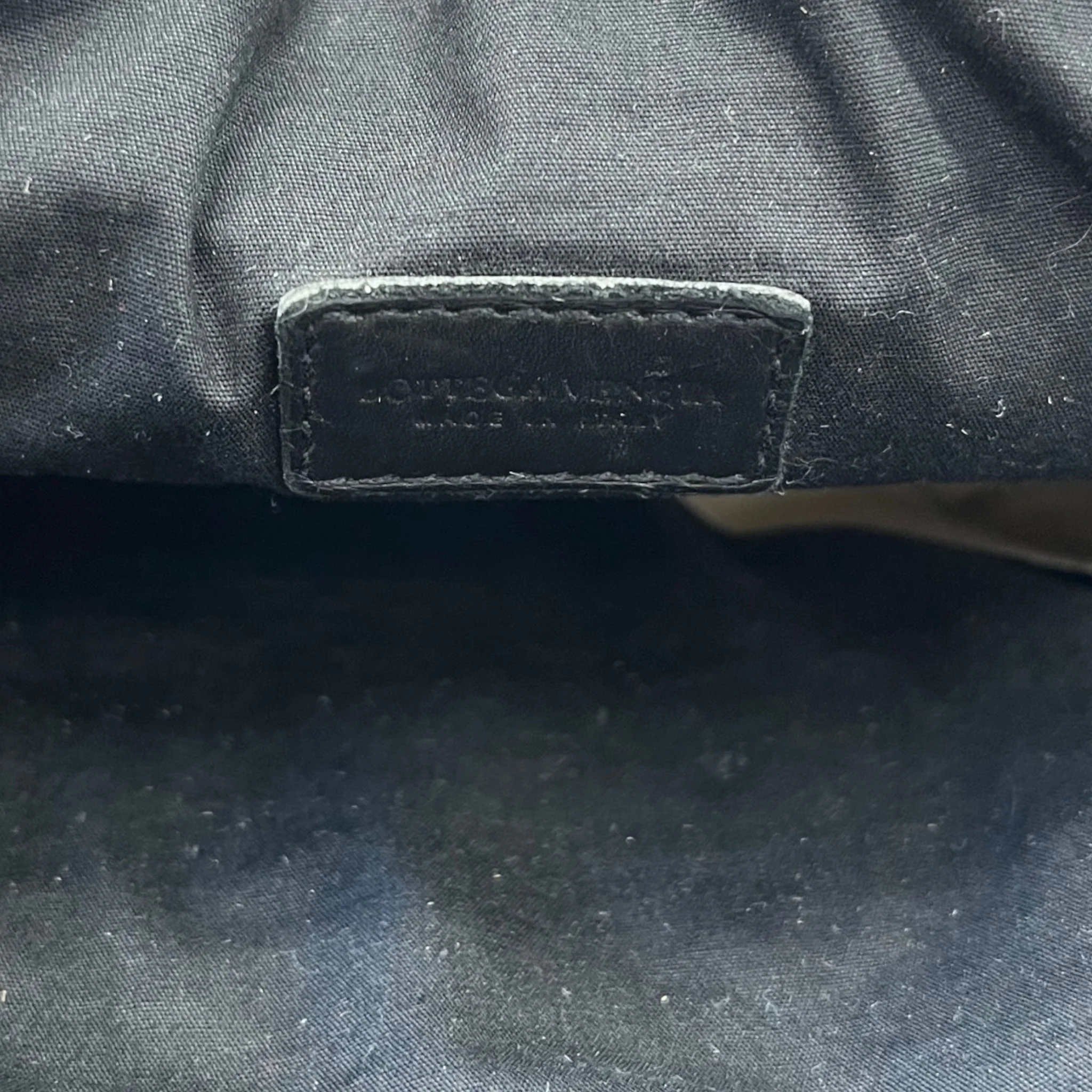 Men's Intrecciato Messenger Bag Black - Image 11