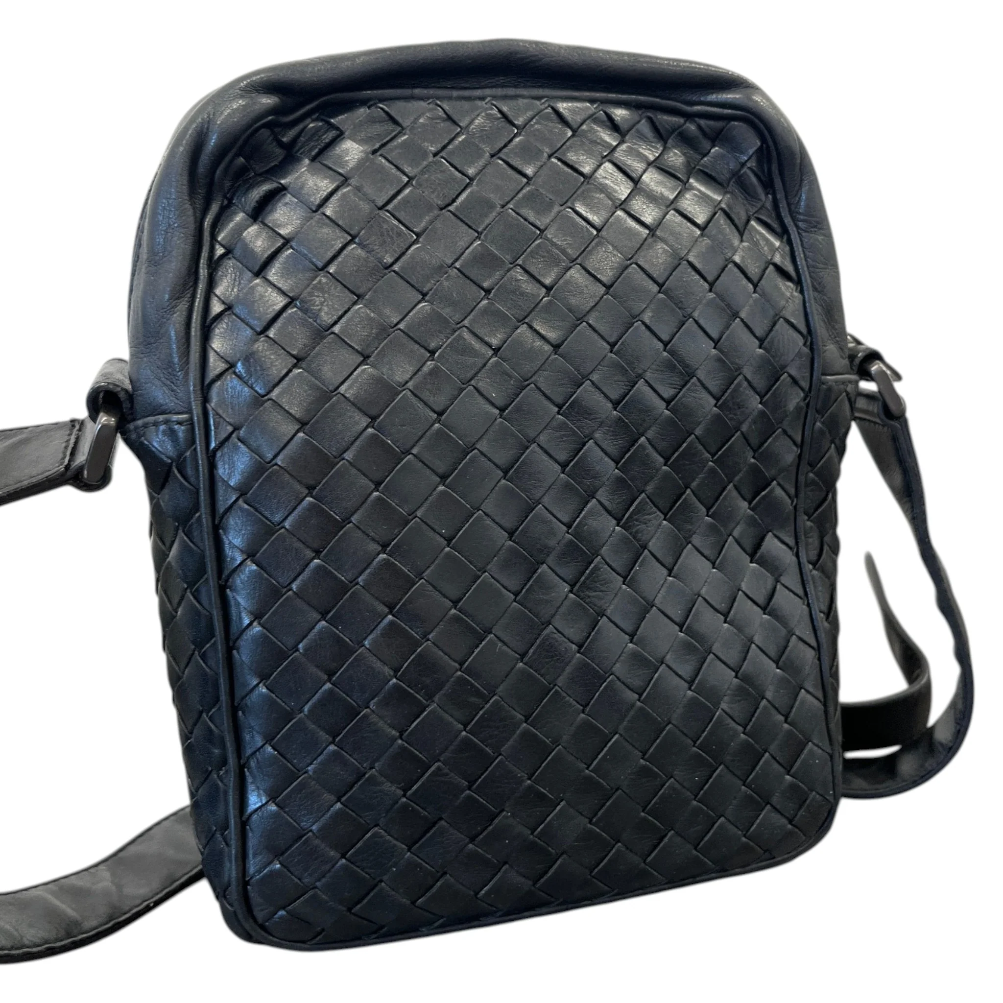 Men's Intrecciato Messenger Bag Black - Image 8