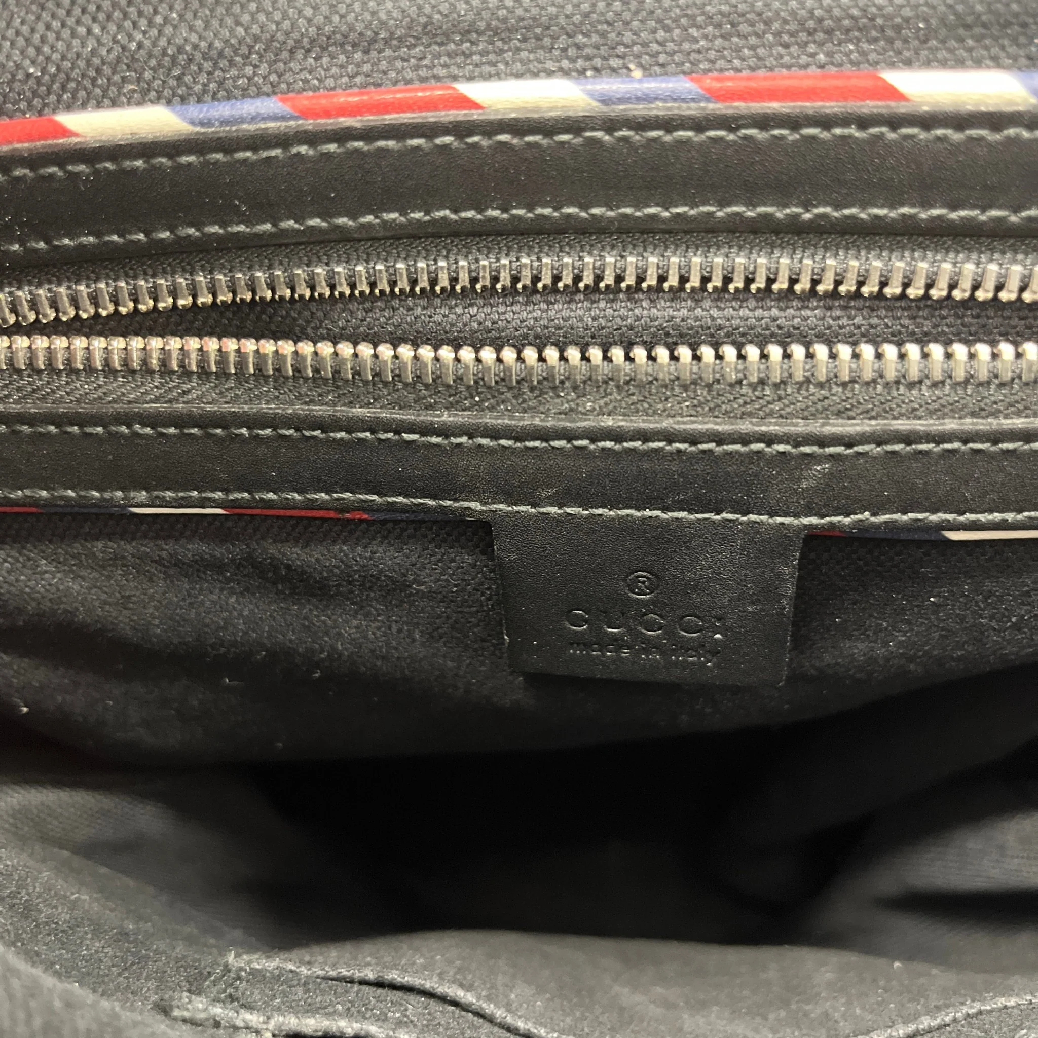 Men's Large Gg Supreme Night Messenger Bag Black - Image 8