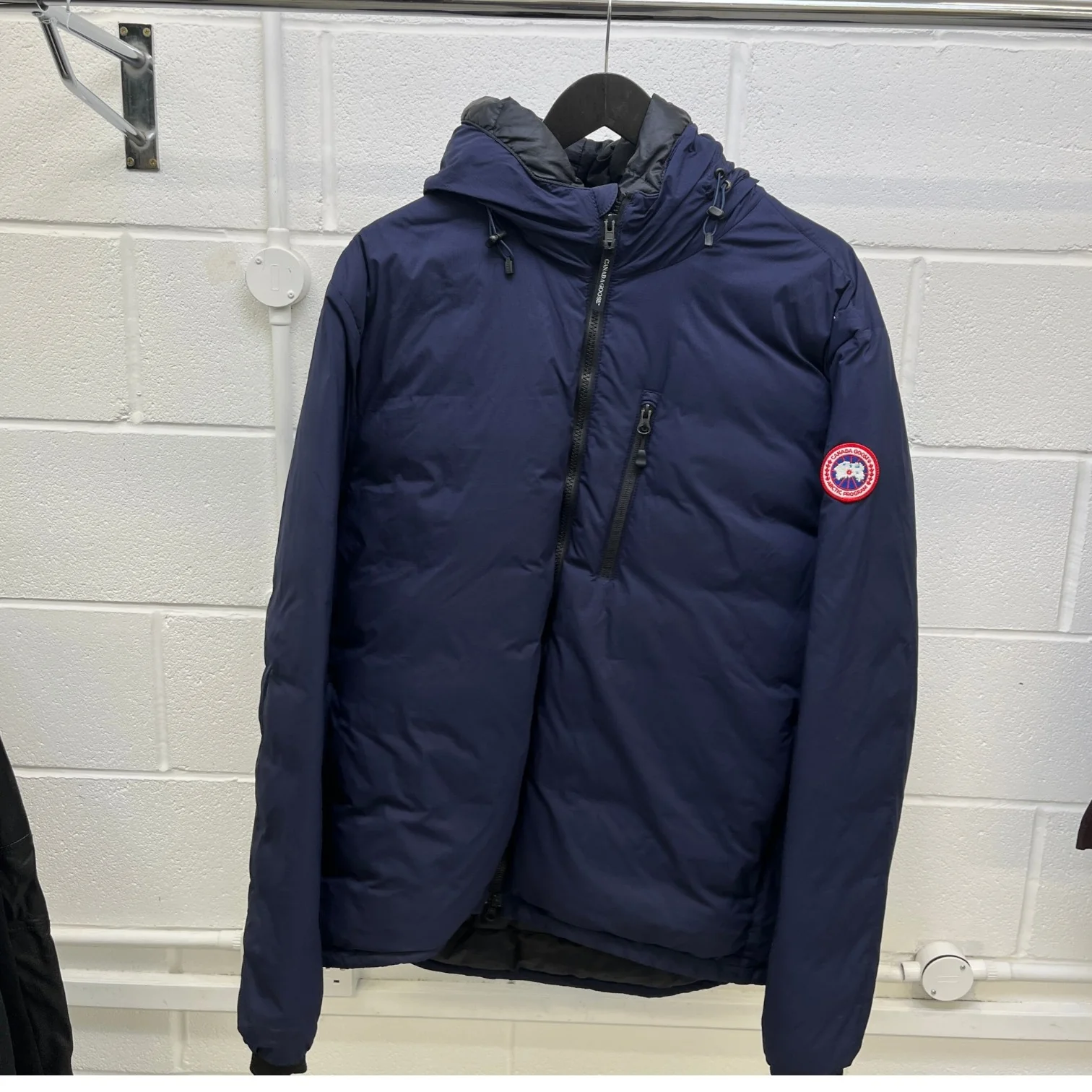 Men's Lodge Hoody Down Jacket Navy Size XXL - Image 9