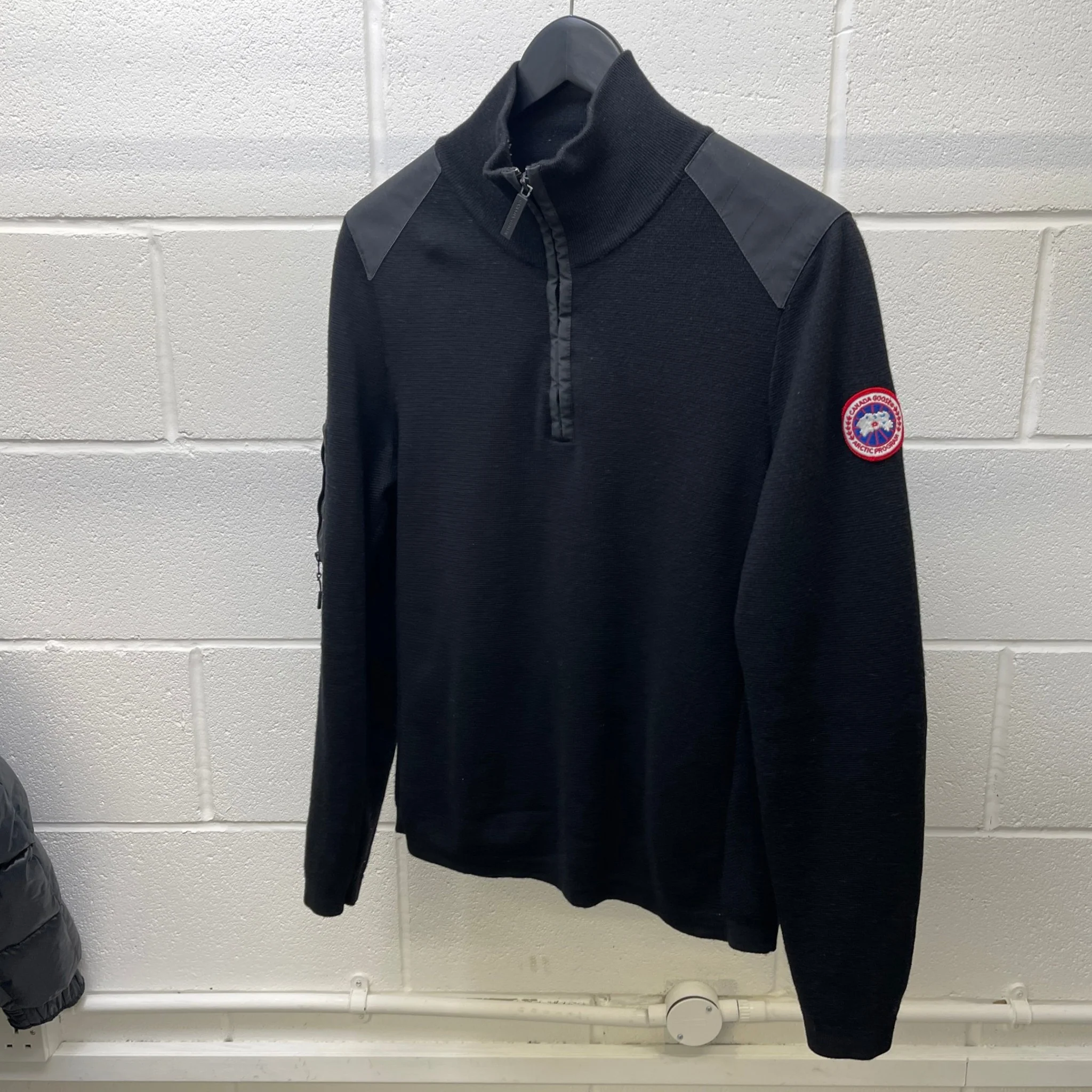 Men's Logo Patch Quarter Zip Jumper Black Size XL - Image 10