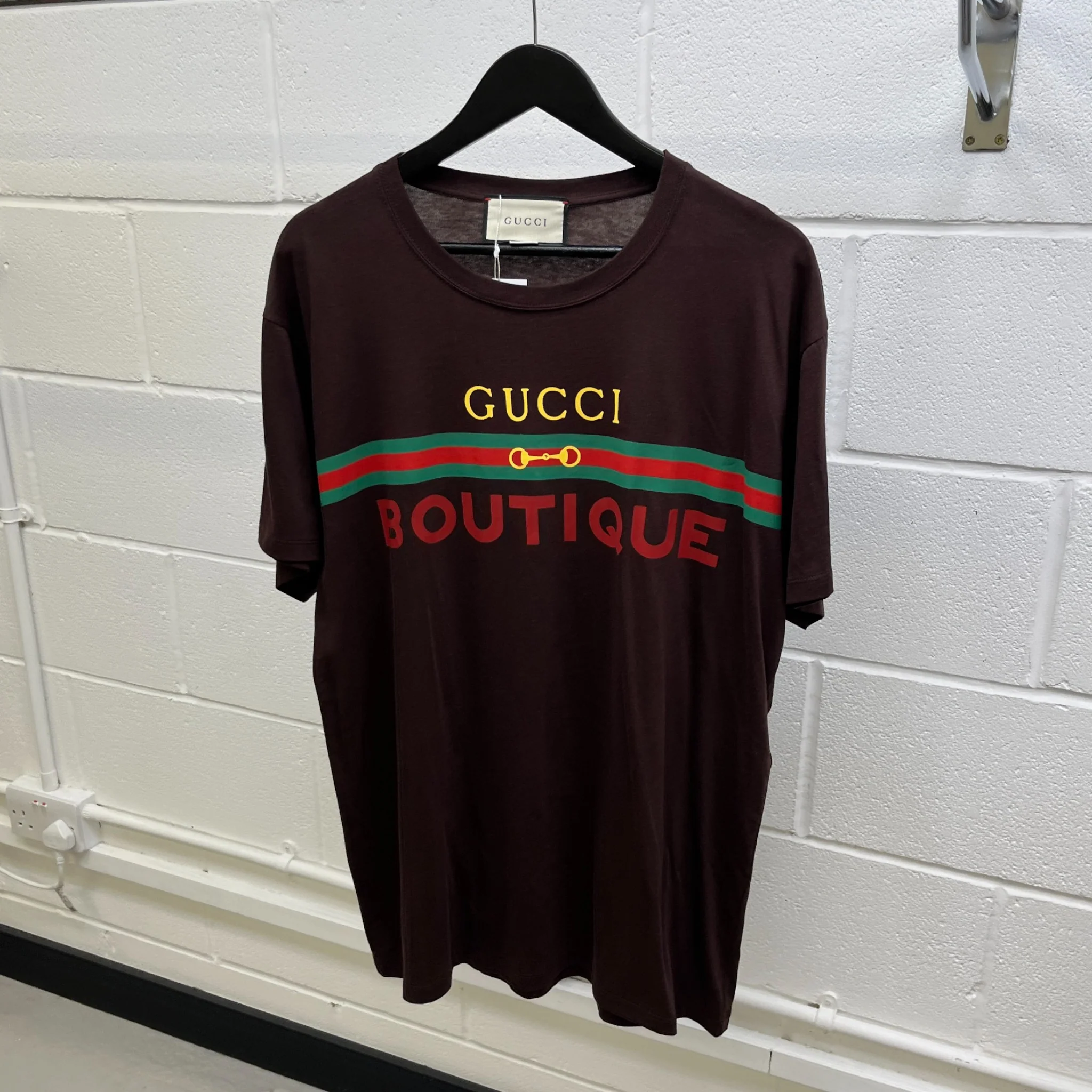 Men's Logo Print T-Shirt Brown Size M - Image 8