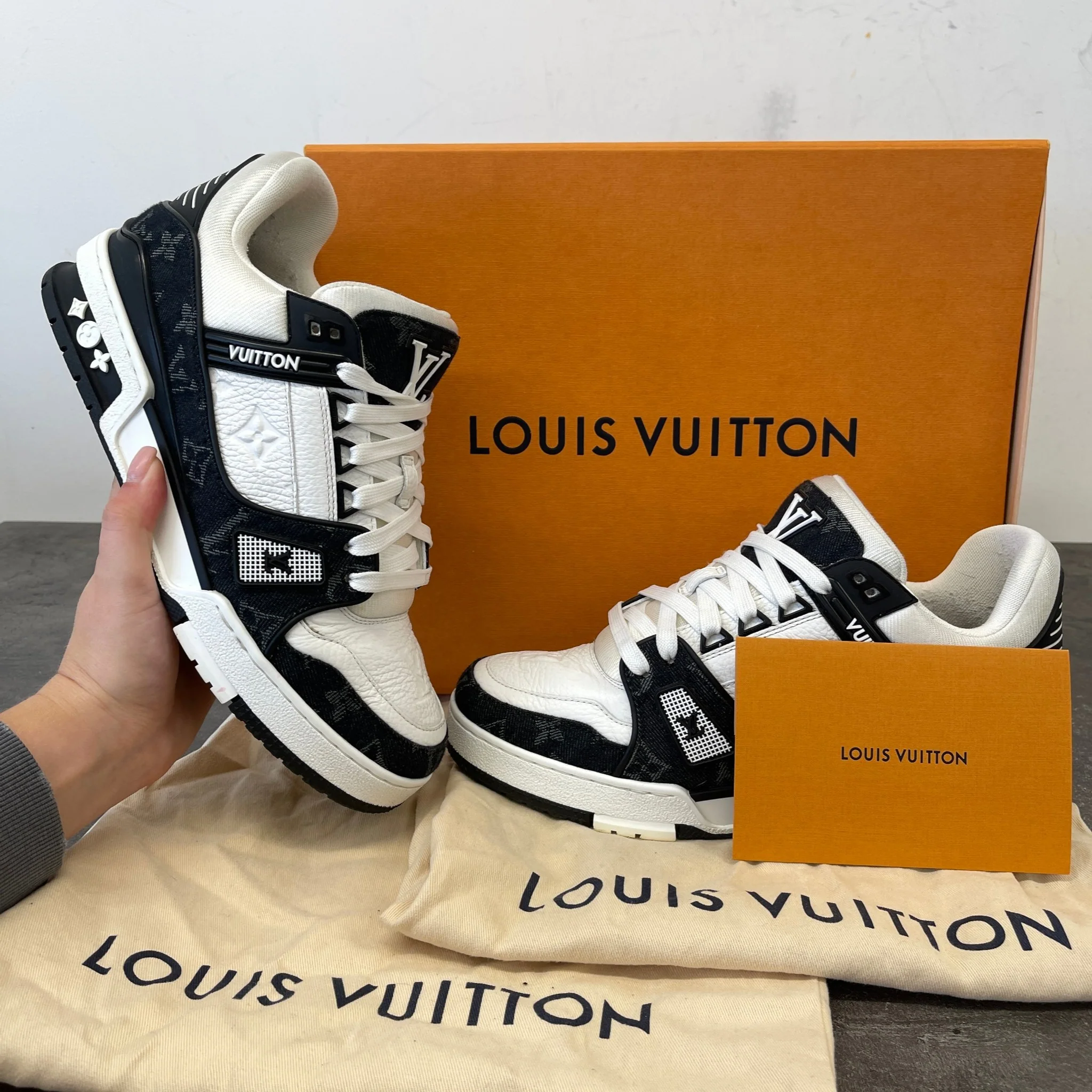 Men's Lv Low Trainers Black Size EU 40 / UK 6 - Image 13