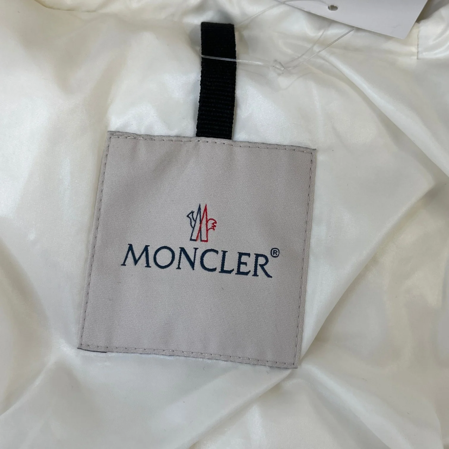 Men's Montcla Down Jacket White Size 1 / S - Image 5