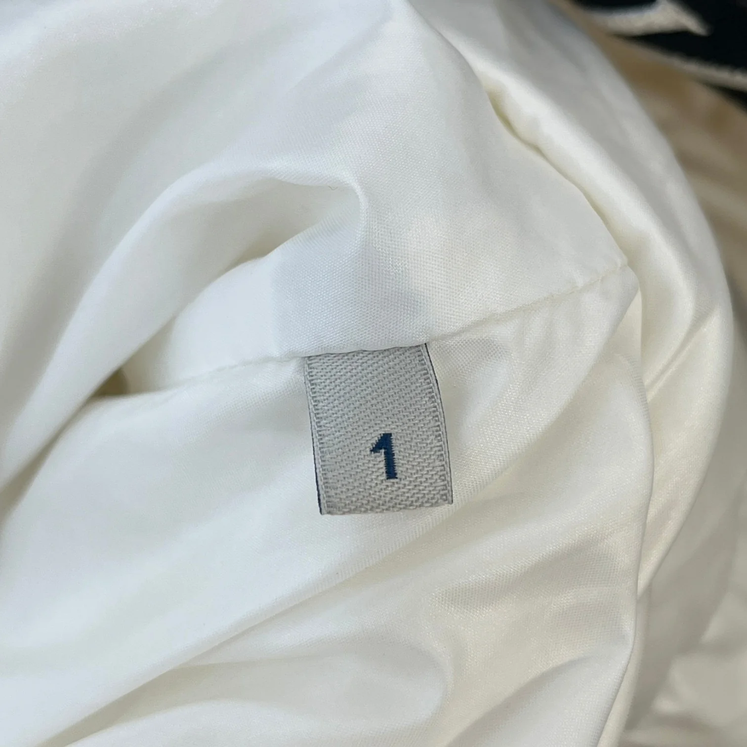 Men's Montcla Down Jacket White Size 1 / S - Image 6