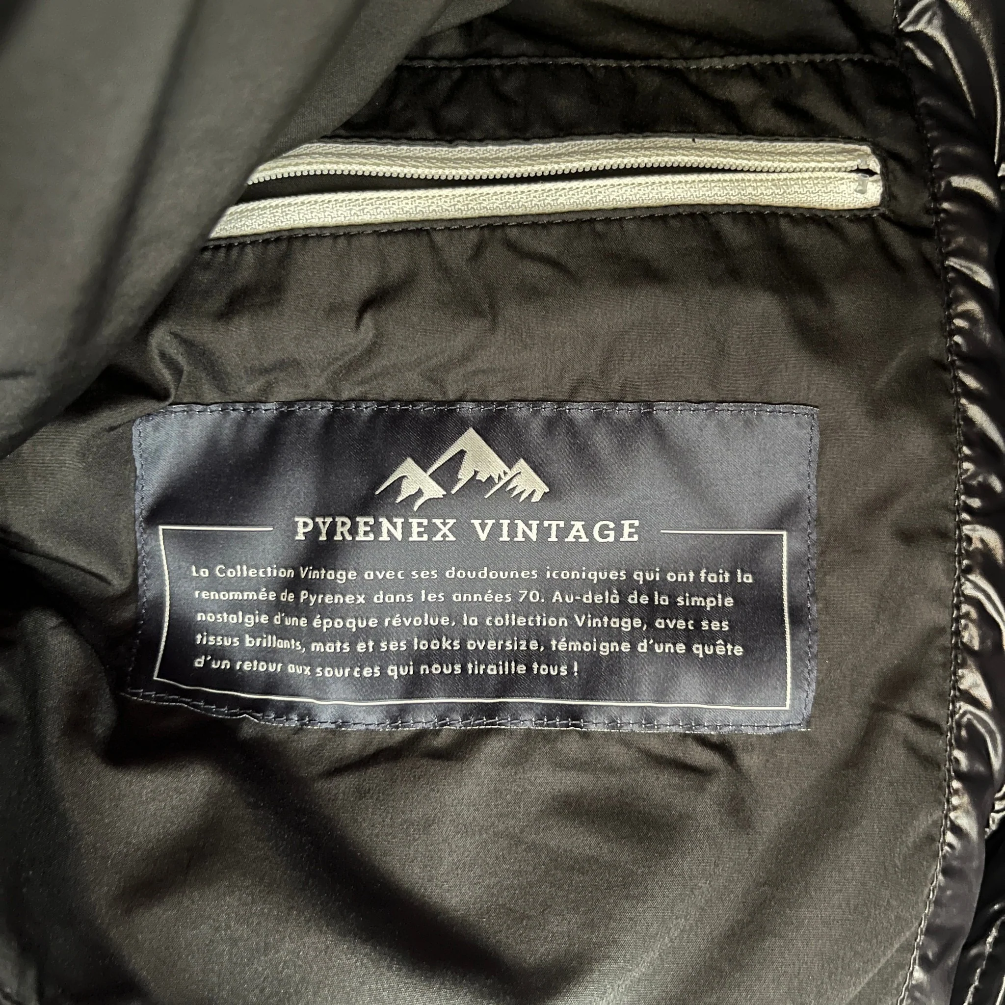 Men's Mythic Down Jacket Black Size M - Image 6
